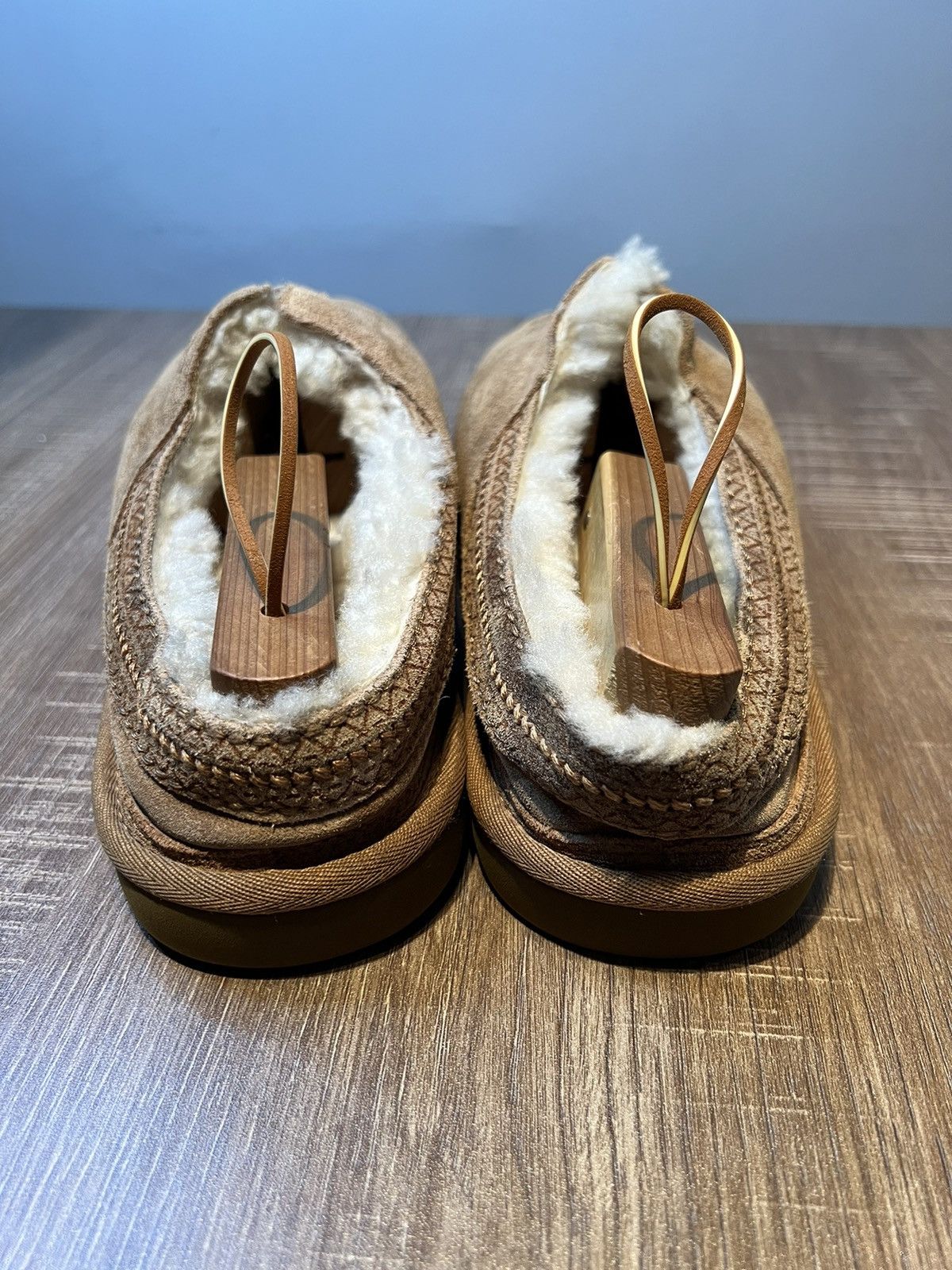 Ugg UGG Neuman Slipper Chestnut Mens Slipper Slides Size 12 Size US 12 / EU 45 - 4 Thumbnail