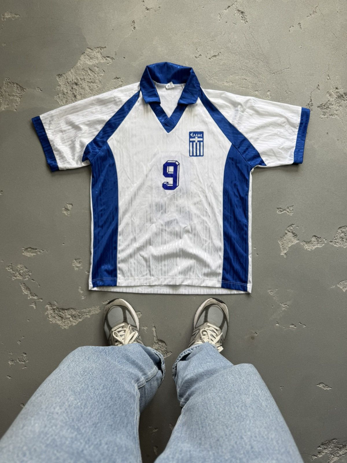 Vintage Vintage Greece #9 Charisteas Soccer Jersey Size US M / EU 48-50 / 2 - 1 Thumbnail