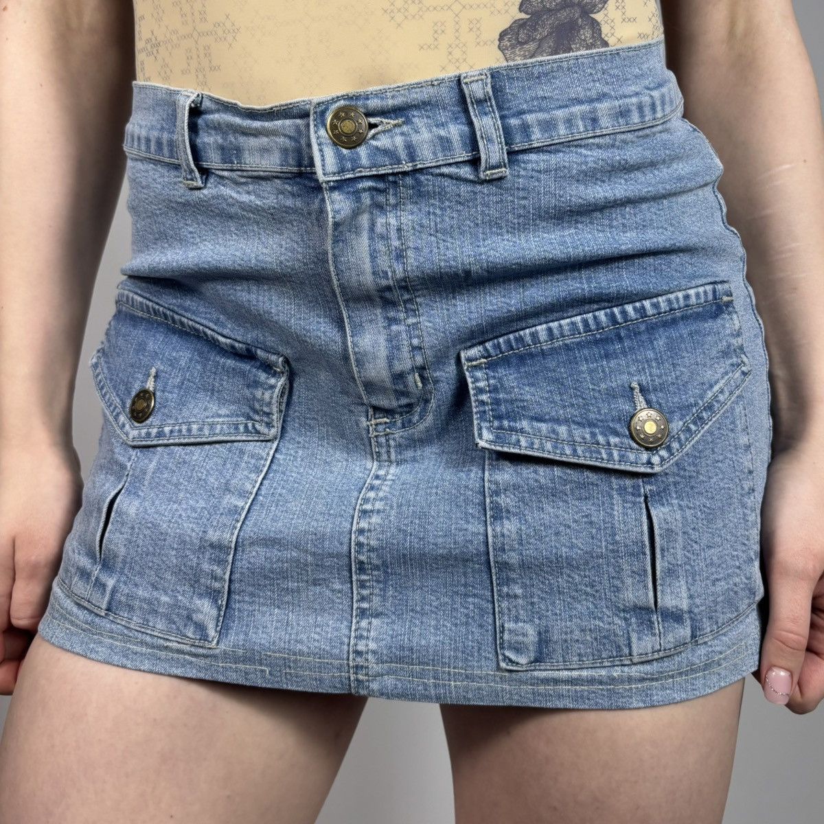 Japanese Brand Vintage Y2K Japanese Style Retro Denim Mini Skirt Size 26" / US 2 / IT 38 - 1 Thumbnail