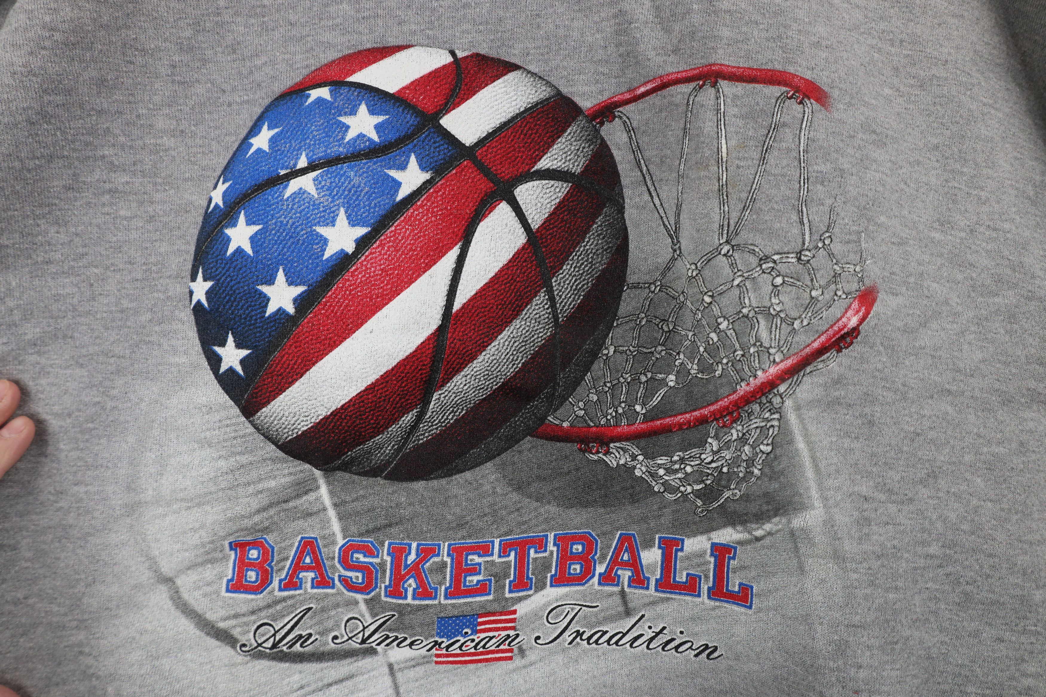 Vintage Vintage 90s Basketball An American Crewneck Sweatshirt Size US XL / EU 56 / 4 - 4 Thumbnail