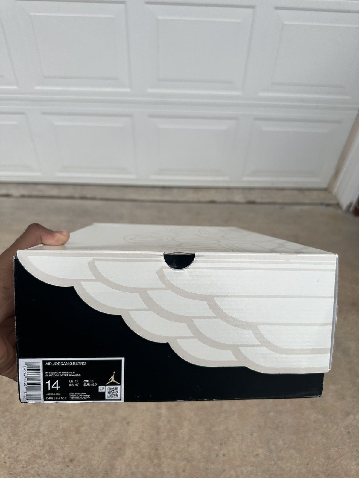 Jordan Brand × Nike Air Jordan 2 “Lucky Green” Size US 14 / EU 47 - 8 Thumbnail