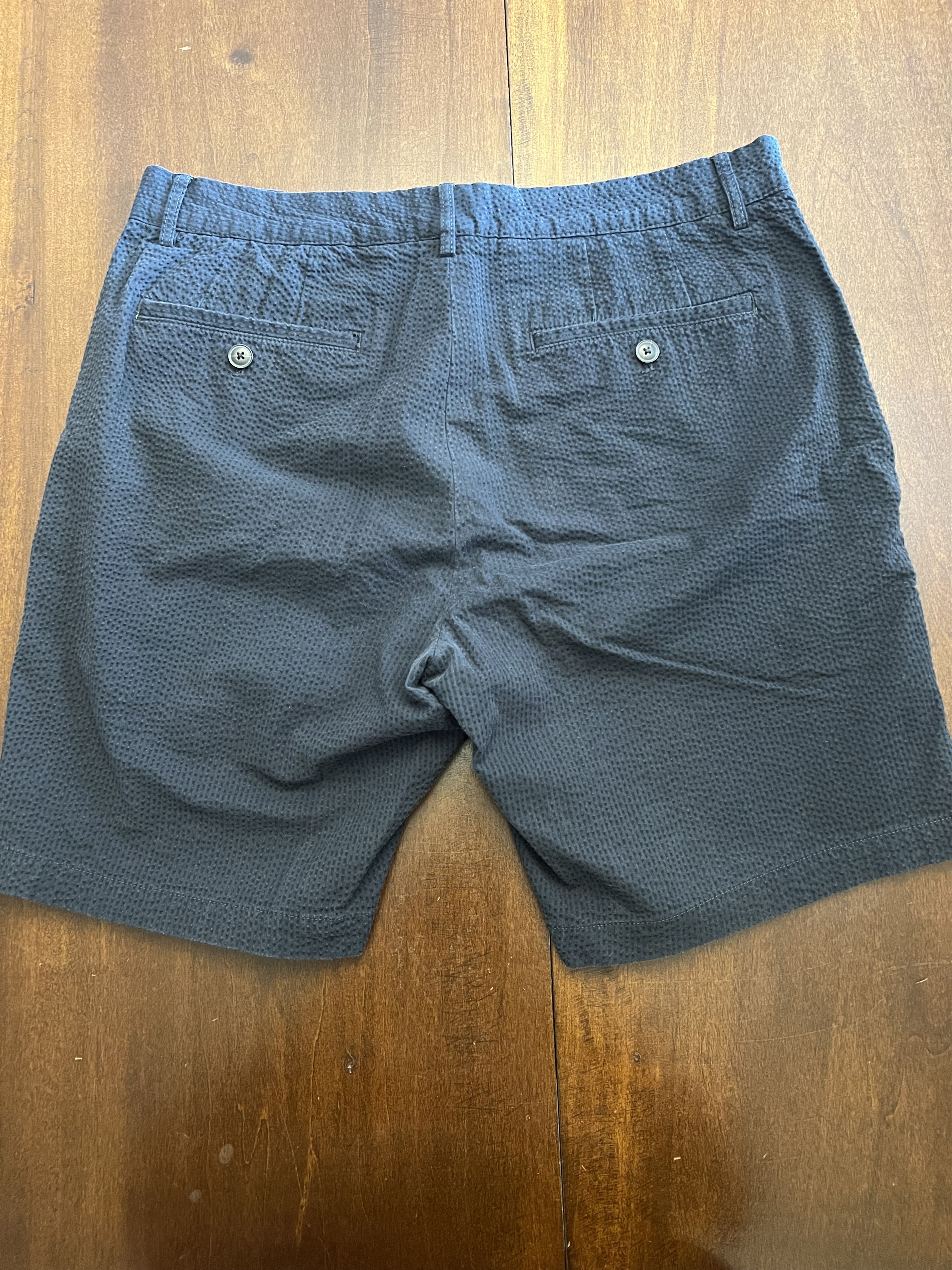 Club Monaco Club Monaco, navy blue textured shorts, men's, size 32 Size US 32 / EU 48 - 2 Thumbnail