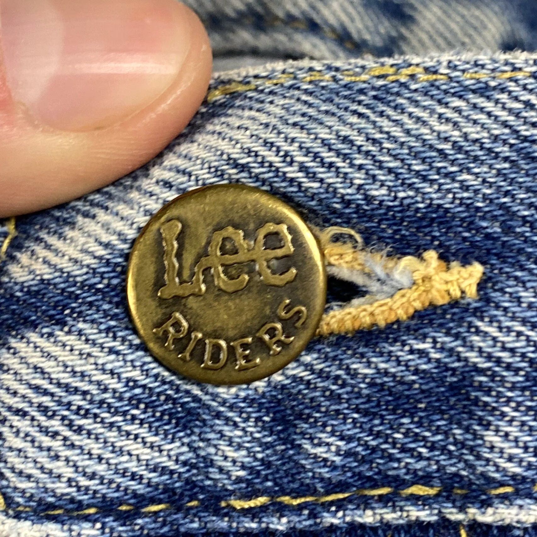 Lee VINTAGE Lee Riders Jeans Mens 33x29.5 Regular Straight Blue 100% Cotton 80s 90s USA Made Denim Size US 33 - 6 Thumbnail