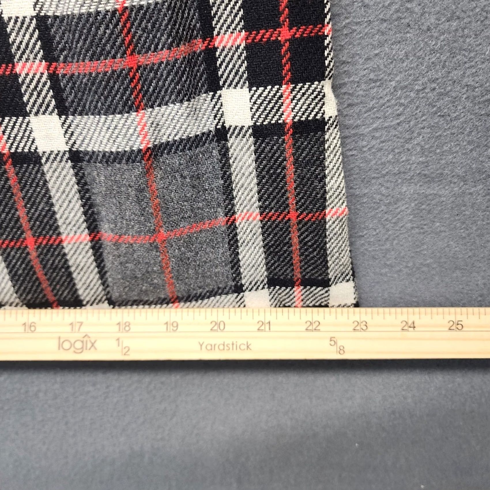 Vintage VINTAGE Sasson Dress Jumper Womens 12/13 Black Red Plaid Wool Made in Hong Kong Dress A-Line Sleeveless Knee Length Button Front Womens Size XL / US 12-14 / IT 48-50 - 7 Thumbnail