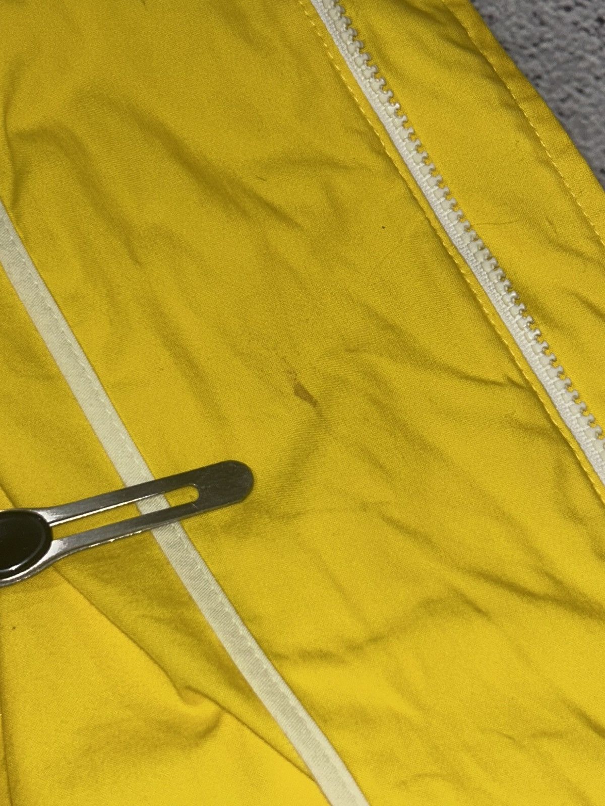 Burberry Vintage Burberrys Yellow Lightweight Bomber Nova Era Size US M / EU 48-50 / 2 - 13 Thumbnail