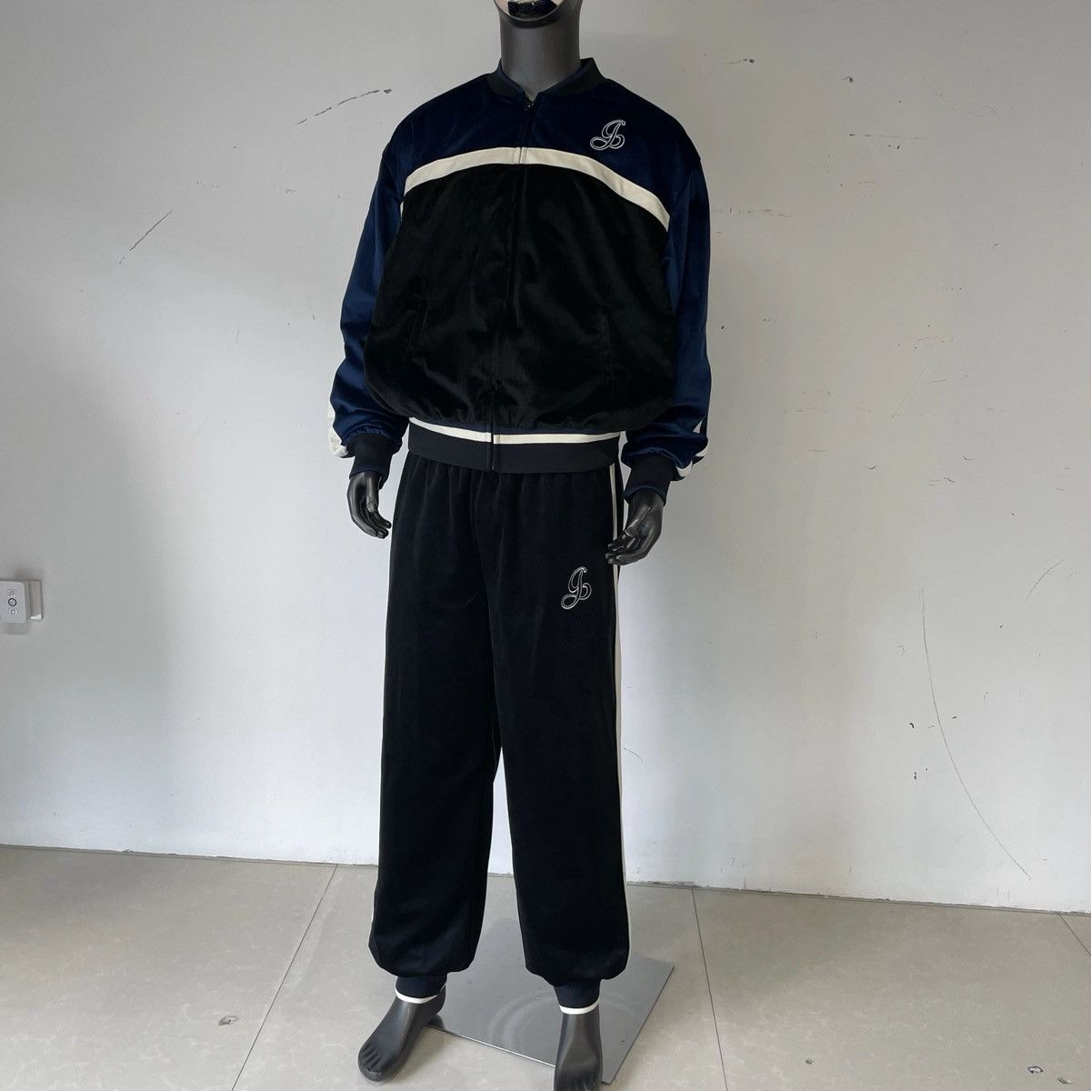 Rocawear CLB - Velour Tracksuit Size US L / EU 52-54 / 3 - 2 Thumbnail