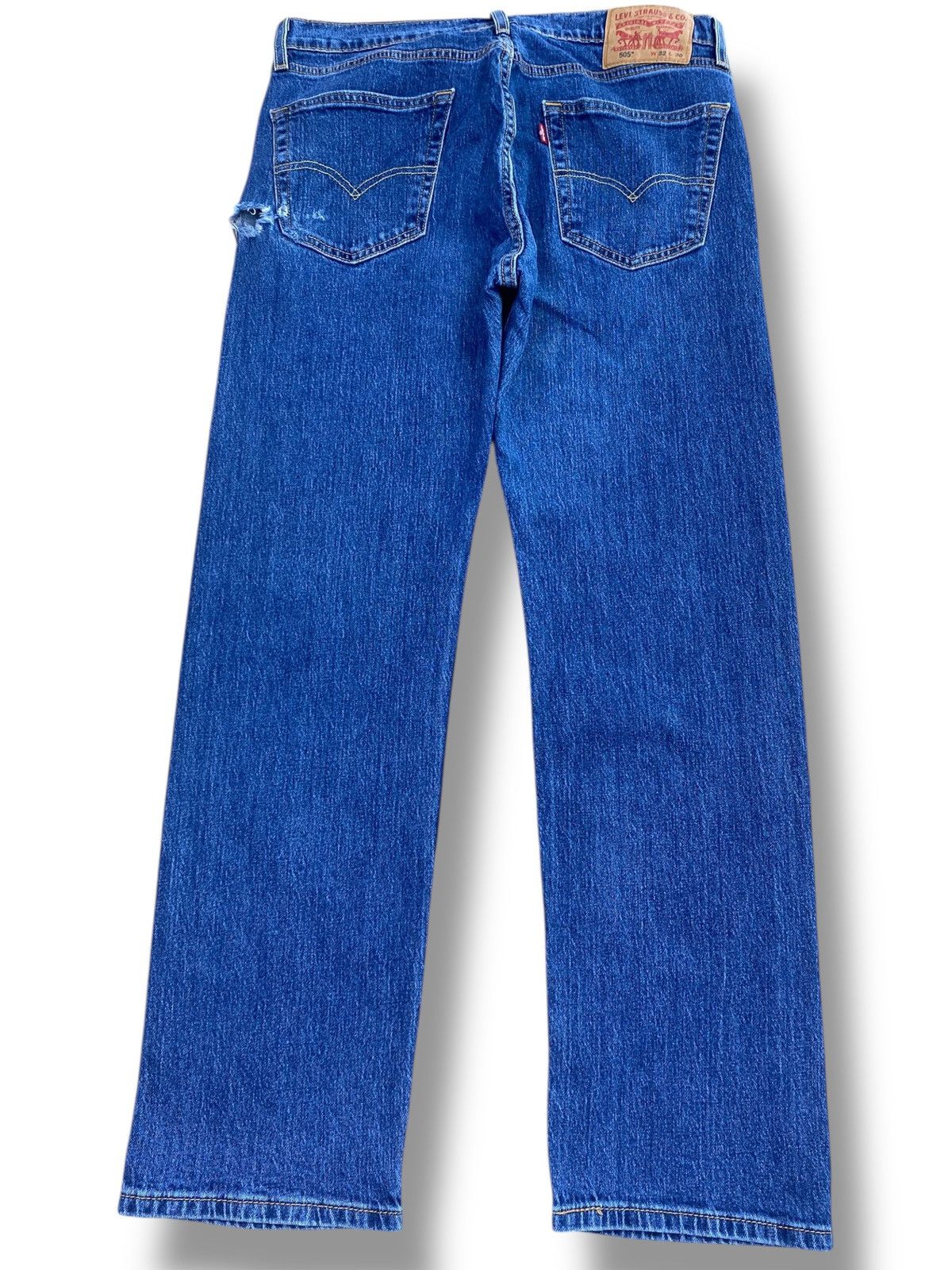 Levi's Levi’s 505 Blue Wash Style Straight Cut Jeans Size US 32 / EU 48 - 3 Thumbnail