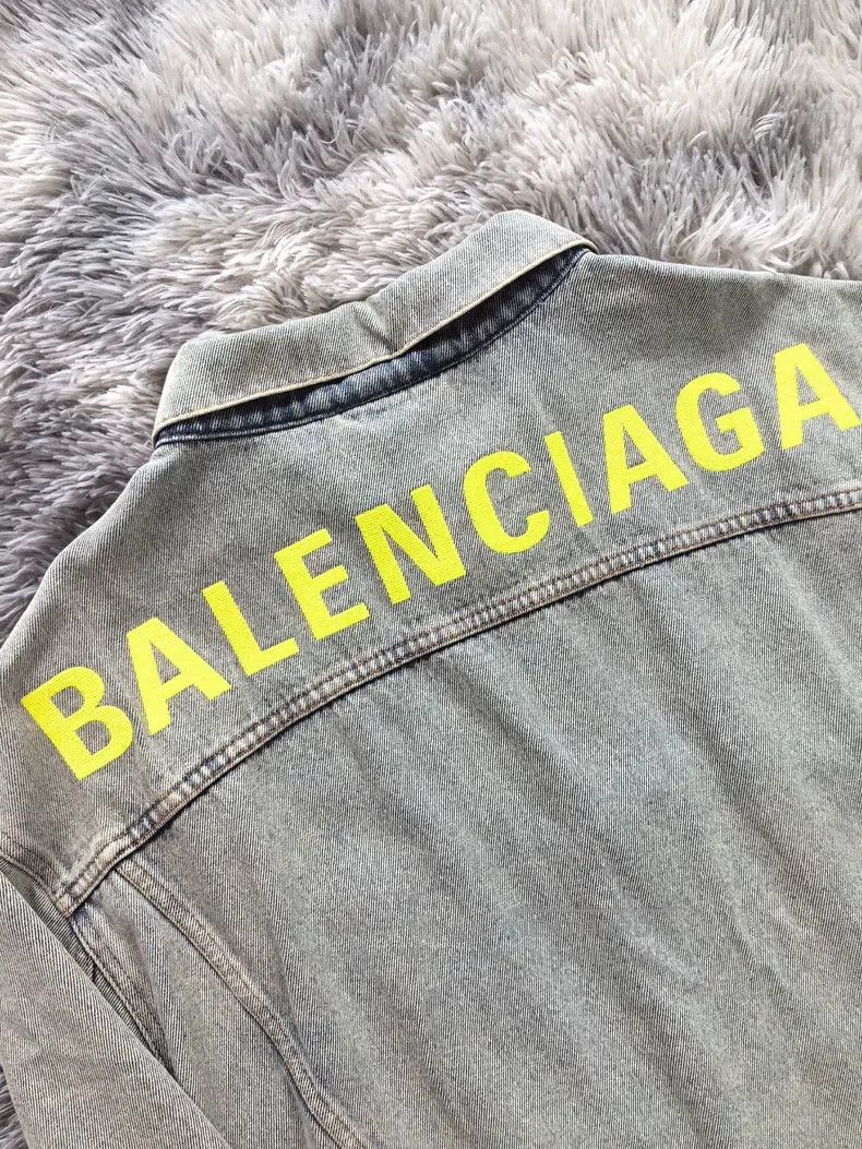 Balenciaga Balenciaga Yellow alphabet logo denim jacket Size US M / EU 48-50 / 2 - 8 Thumbnail