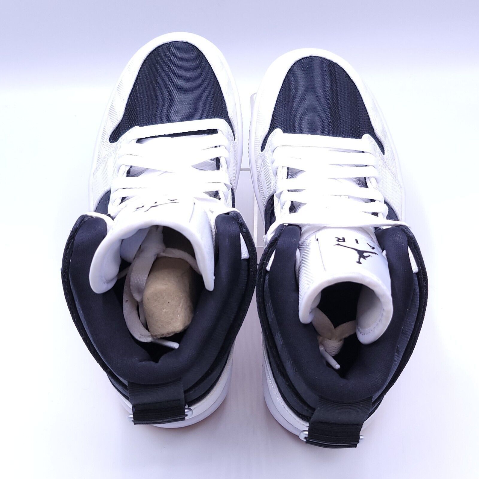Nike Nike Air Jordan 1 Shoe Womens Size 5 DD9338-016 White Black Size US 5 / IT 35 - 4 Thumbnail