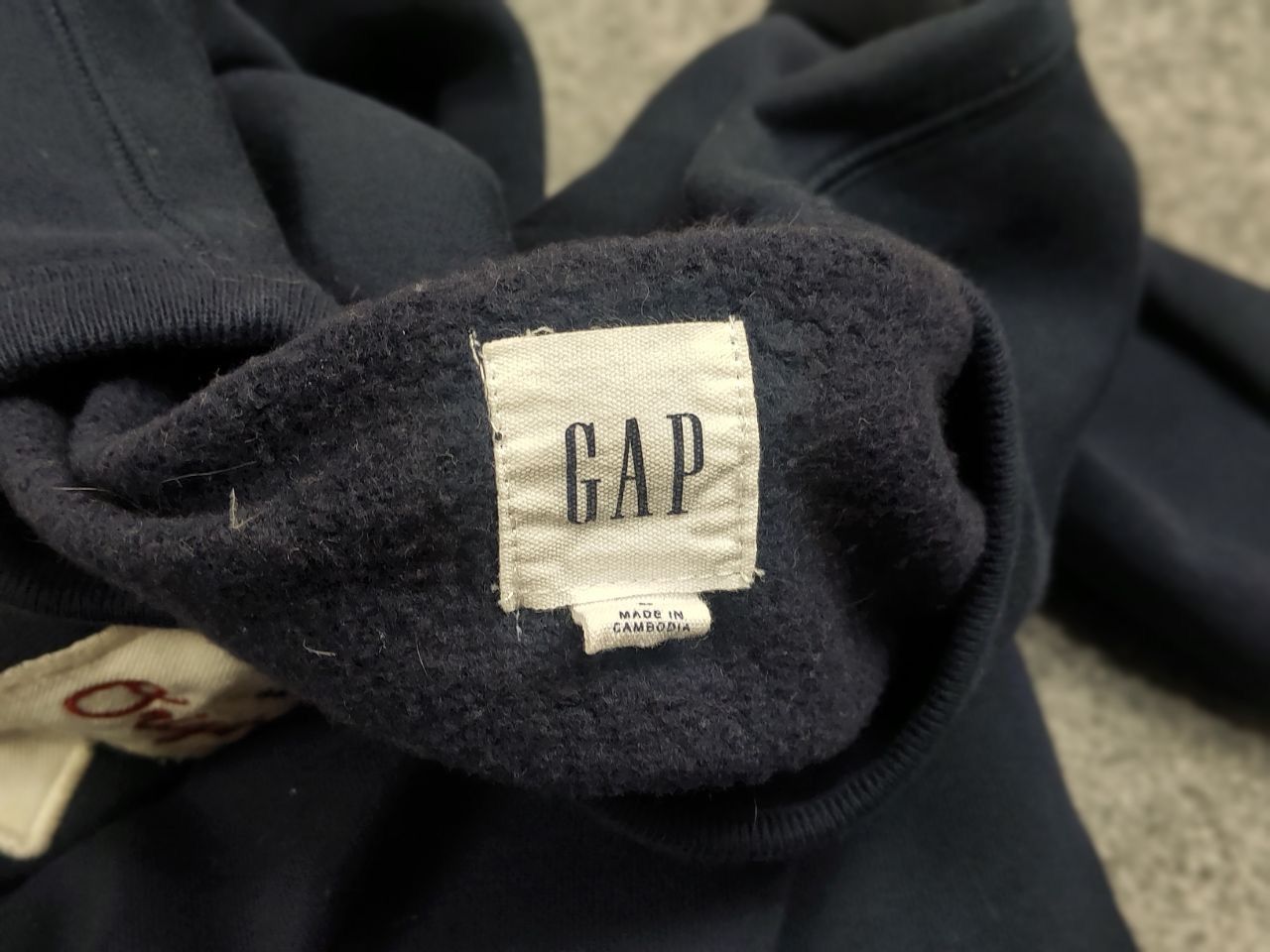 Gap Gap Blue embroidered logo Crew Chek Sweatshirt Vintage Style Size US L / EU 52-54 / 3 - 13 Thumbnail