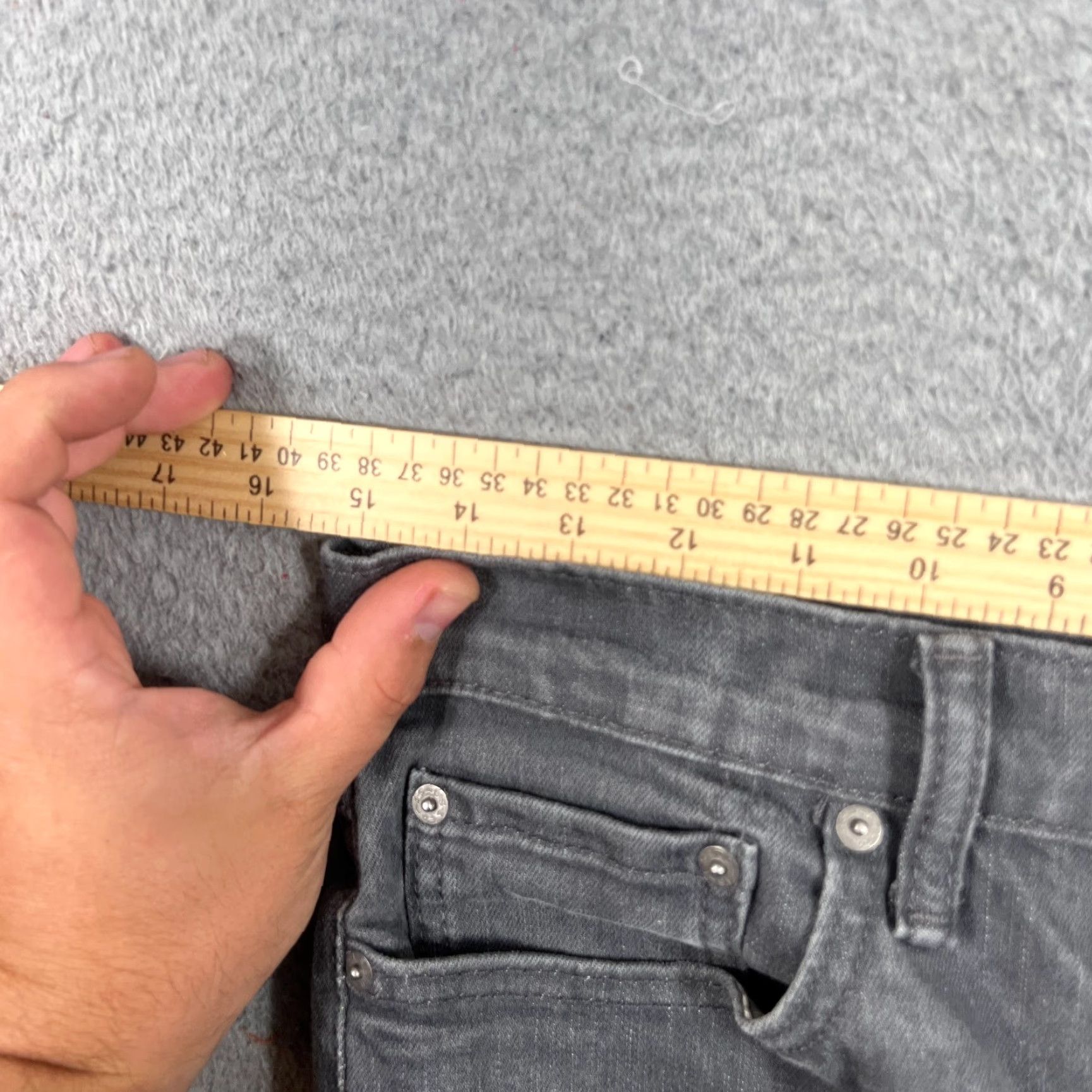 Levi's Levi's 502 Jeans Size 30x29" Black Slim Straight Stretch Men's Denim Size US 31 - 4 Thumbnail