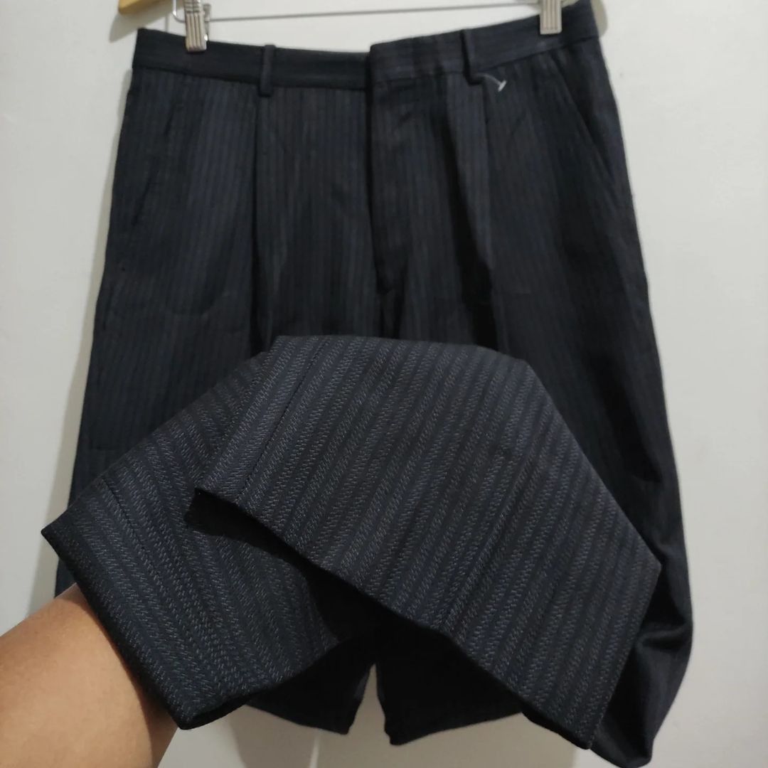 Versace Vintage Slacks Versace Wool Blend, Fine Line Motif Size US 32 / EU 48 - 2 Thumbnail