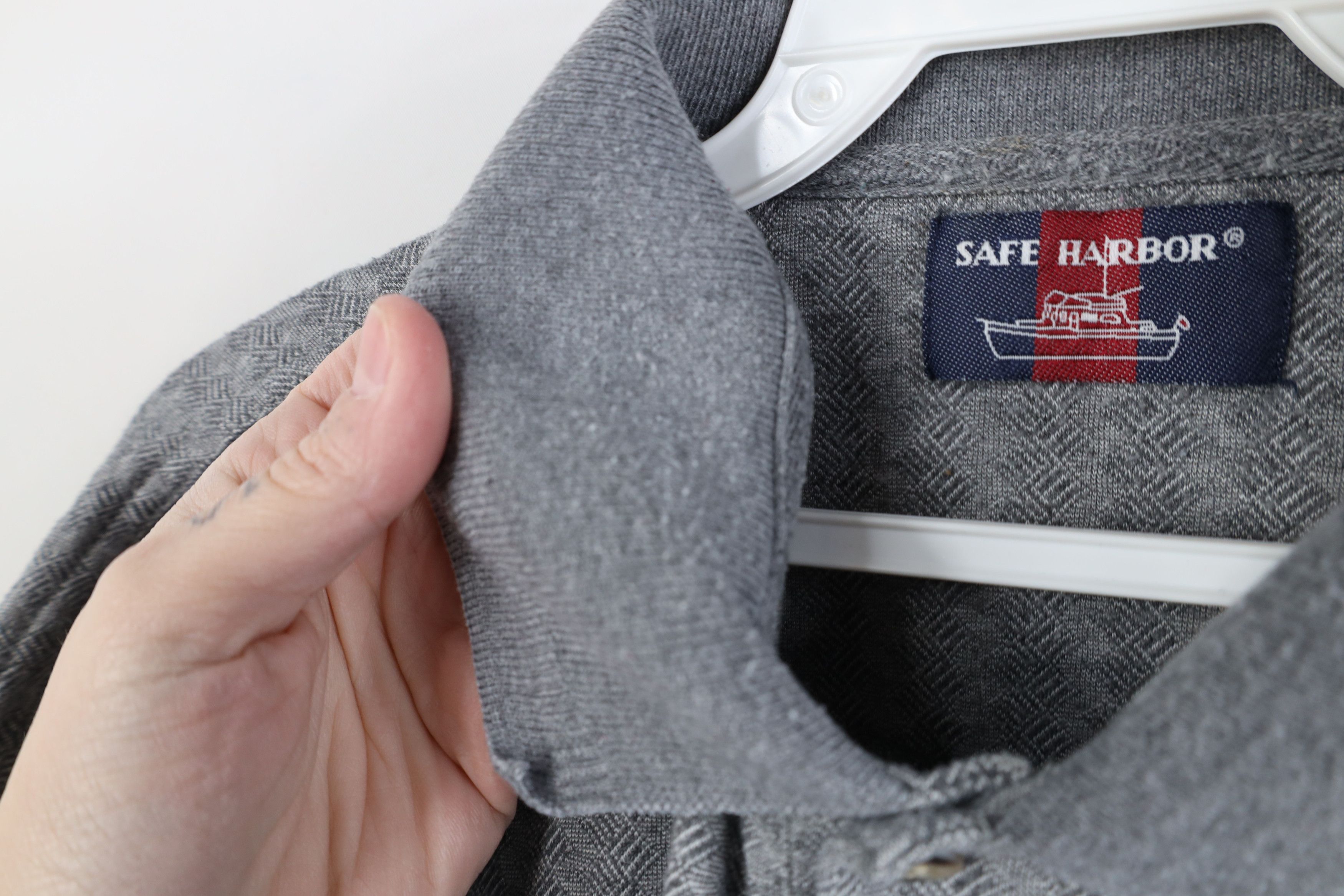 Vintage Vintage 90s Streetwear Geometric Pullover Polo Shirt Gray Size US L / EU 52-54 / 3 - 6 Thumbnail