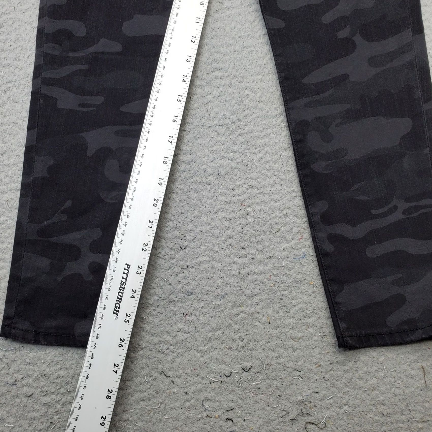 Sanctuary Sanctuary Jeans Womens 10 Multi Denim Camo Ankle Skinny Leg Slim Mid Rise Jeans Women's Size 10 Multicolor Camouflage Denim Skinny Ankle Mid Rise Size 32" / US 10 / IT 46 - 4 Thumbnail