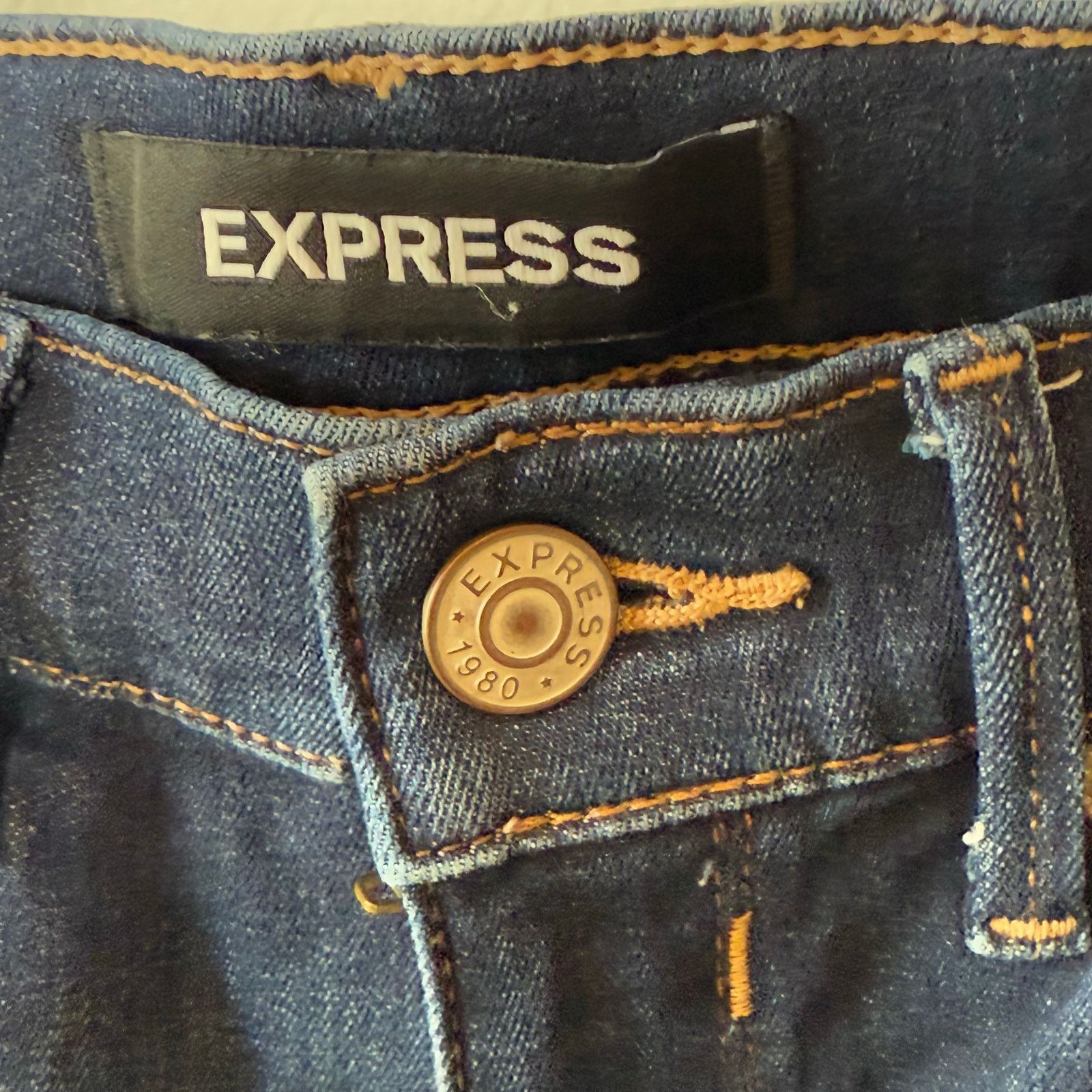 Express Express Women's Size 2 Short Jegging Jeans Size 26" / US 2 / IT 38 - 3 Thumbnail