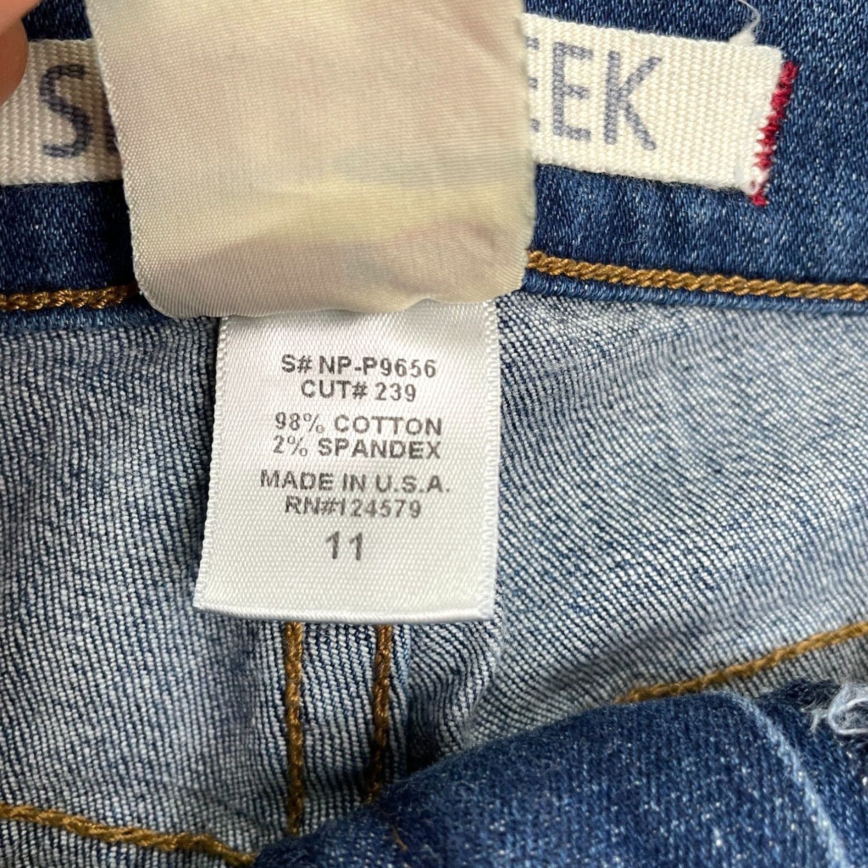 Vintage Sneak Peek Jeans Juniors 11 Distressed Embroidered Denim Blue High Rise 26x27 Boyfriend Regular Women's Vintage No? Size 32" / US 10 / IT 46 - 7 Thumbnail