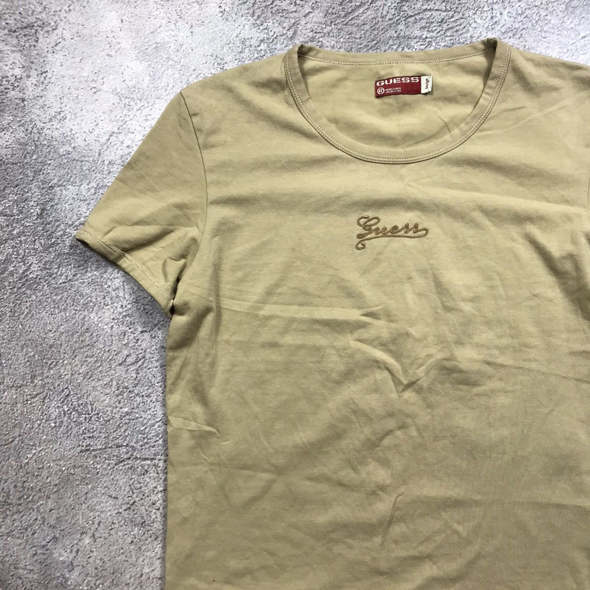 Vintage Vintage Guess Sun Faded Tee Streetwear Y2K Skate Cropped L Size L / US 10 / IT 46 - 2 Thumbnail