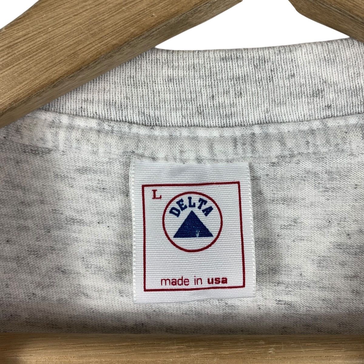 Vintage Vintage 90s COME EXPERT back hit big logo Surfing tee Size US L / EU 52-54 / 3 - 4 Thumbnail