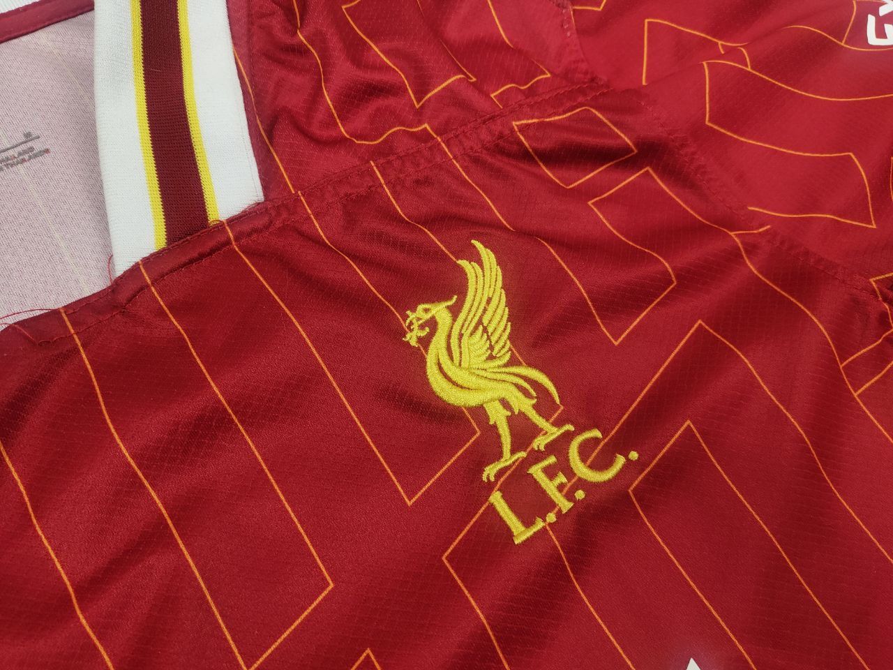 Vintage Liverpool FC Nike 24/25 Soccer Football Jersey Authentic Size US M / EU 48-50 / 2 - 9 Thumbnail
