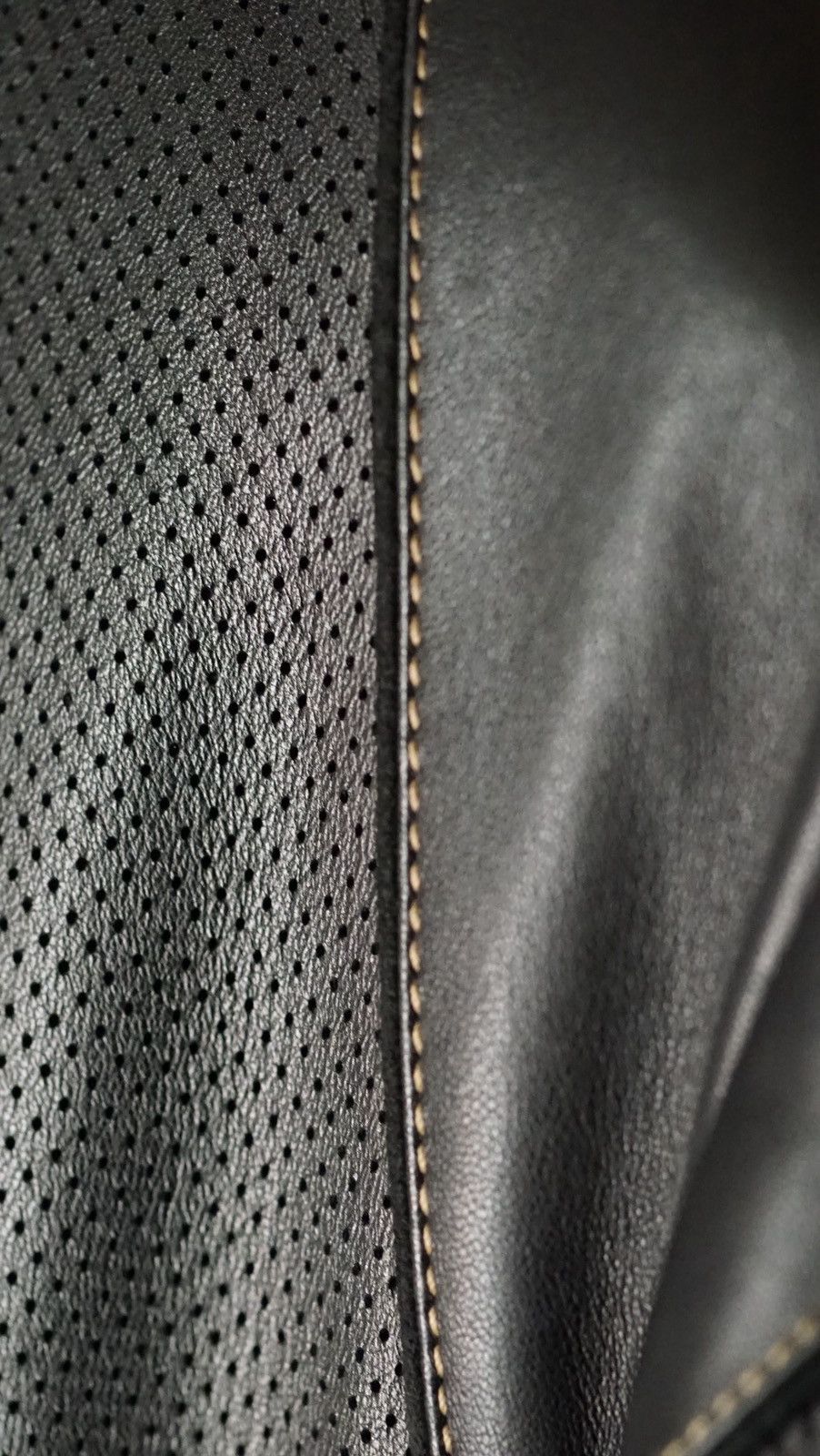 Brioni Brioni Black Perforated Leather Jacket - Size 50 (IT) Size US M / EU 48-50 / 2 - 12 Thumbnail