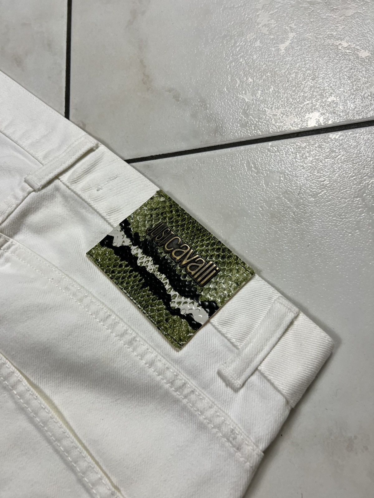 Roberto Cavalli Vintage Just Roberto Cavalli archive white denim jeans pants Size US 32 / EU 48 - 19 Thumbnail