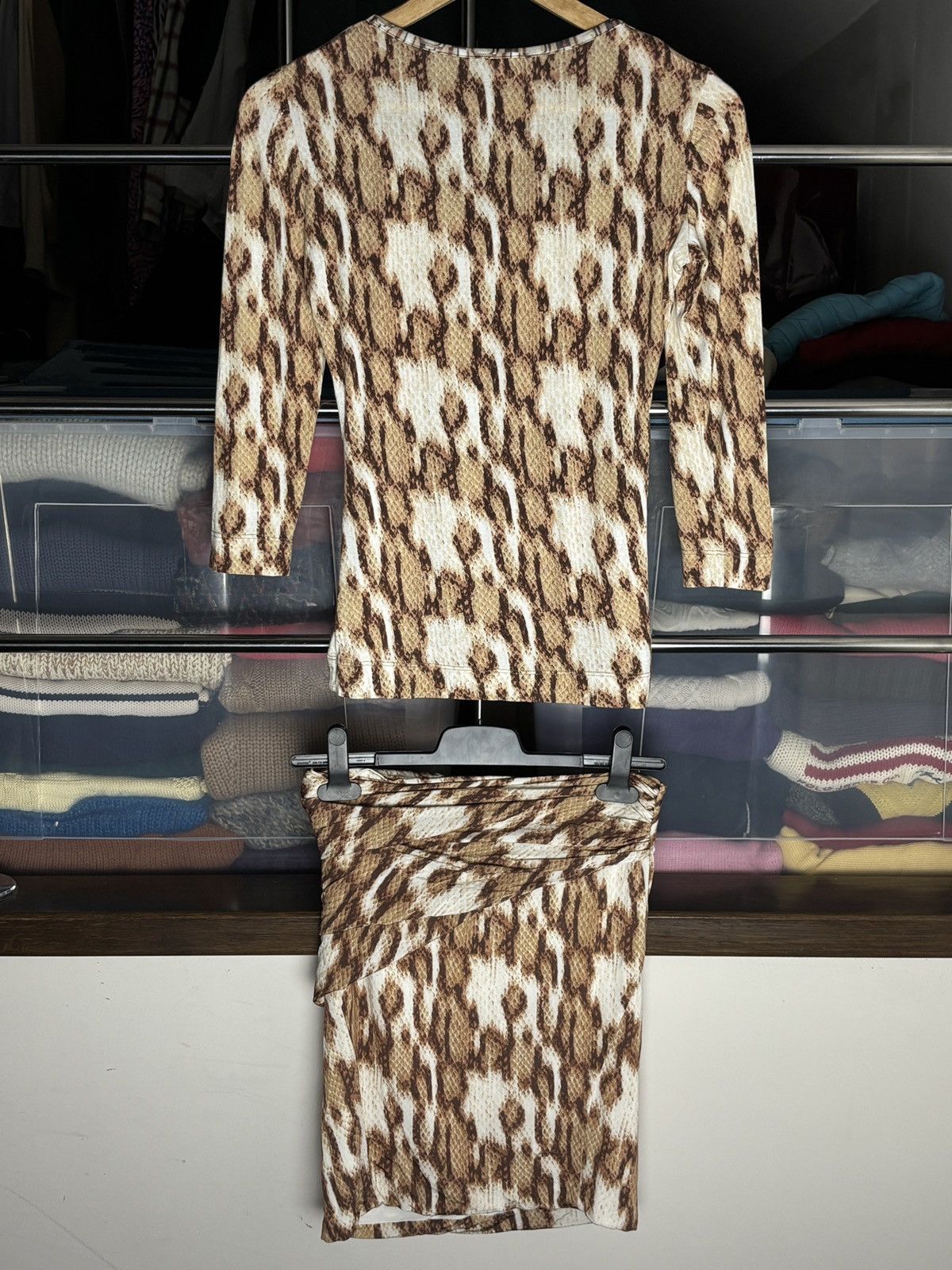 Just Cavalli Just Cavalli Vintage Snake Print Set Top Skirt Python Dress Size XS / US 0-2 / IT 36-38 - 2 Thumbnail