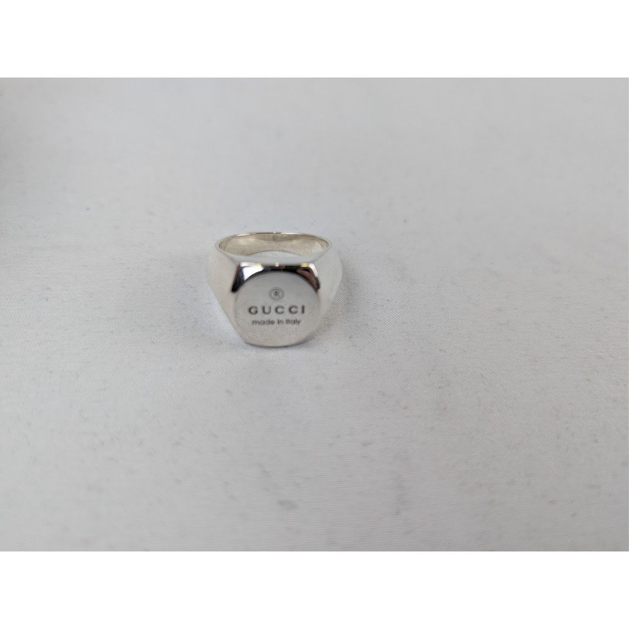 Gucci o1rshd1 Size: 21 / Trademark Ring in Silver Size ONE SIZE - 10 Thumbnail