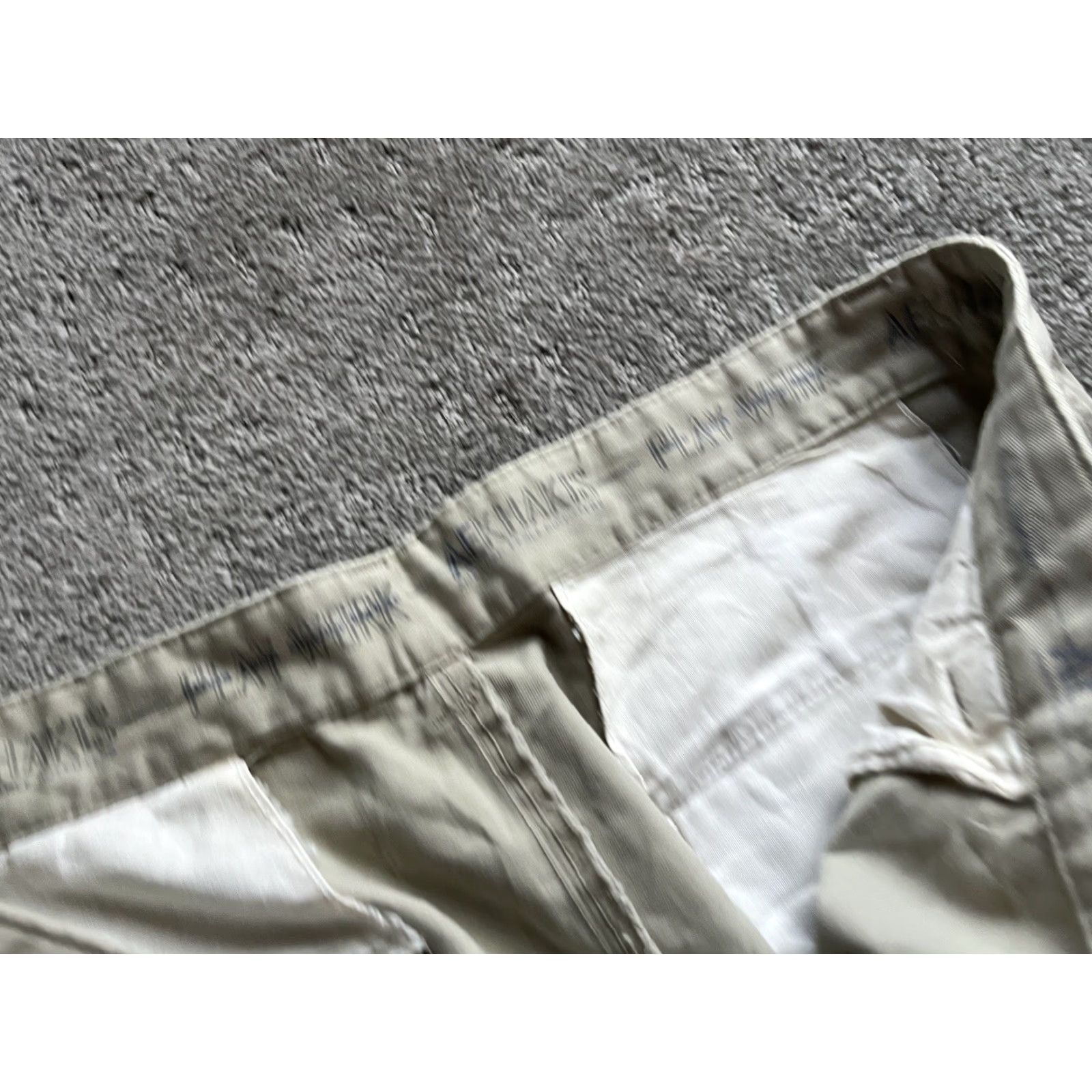 American Eagle Outfitters VINTAGE American Eagle Chino Pants Pleated Casual Beige Mens Size 36x32 Size US 36 / EU 52 - 5 Thumbnail