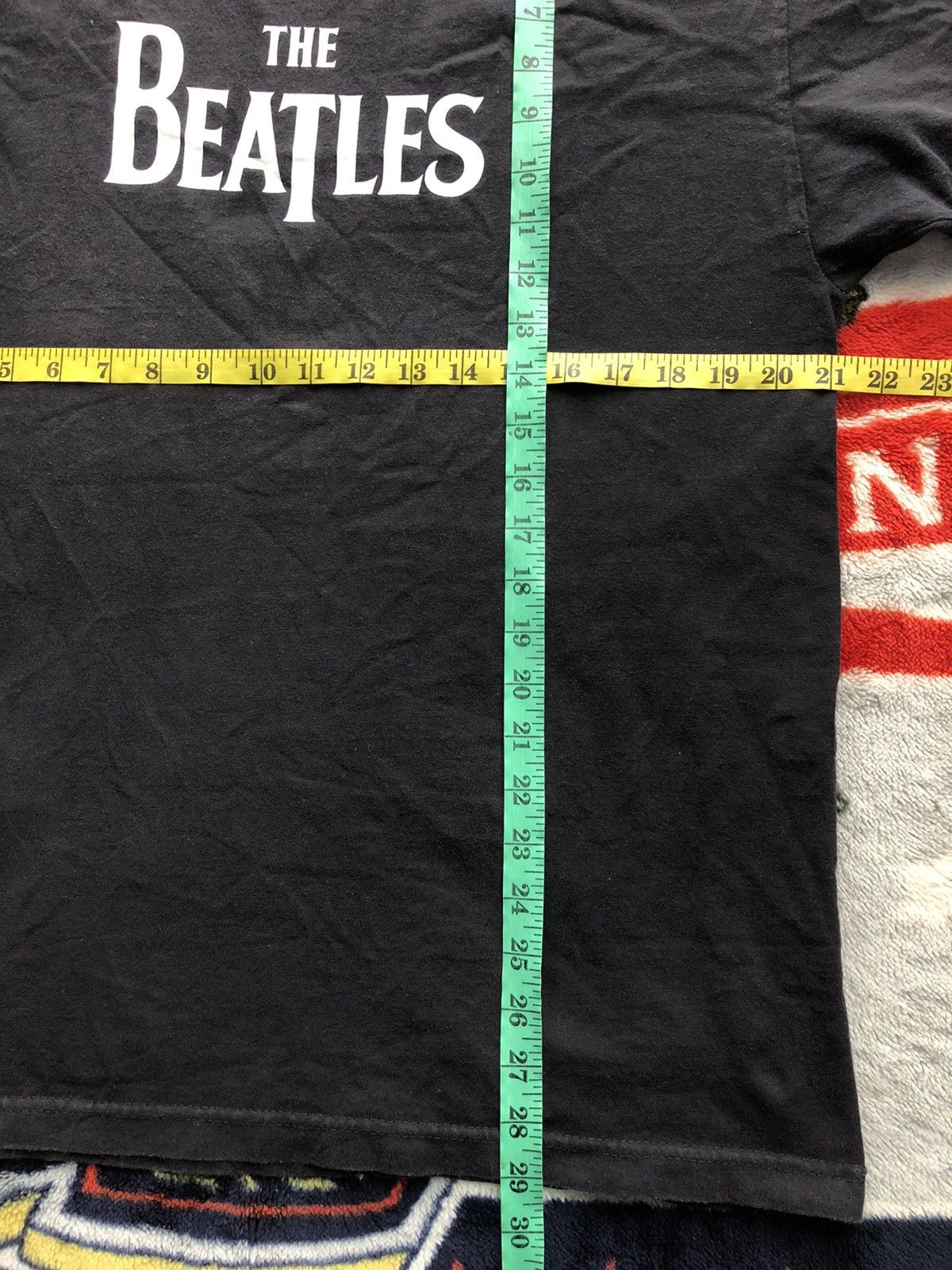 Band Tees Vtg The Beatles 2006 Apple Corp Spellout Logo Shirt Tee Rare Size US L / EU 52-54 / 3 - 6 Thumbnail