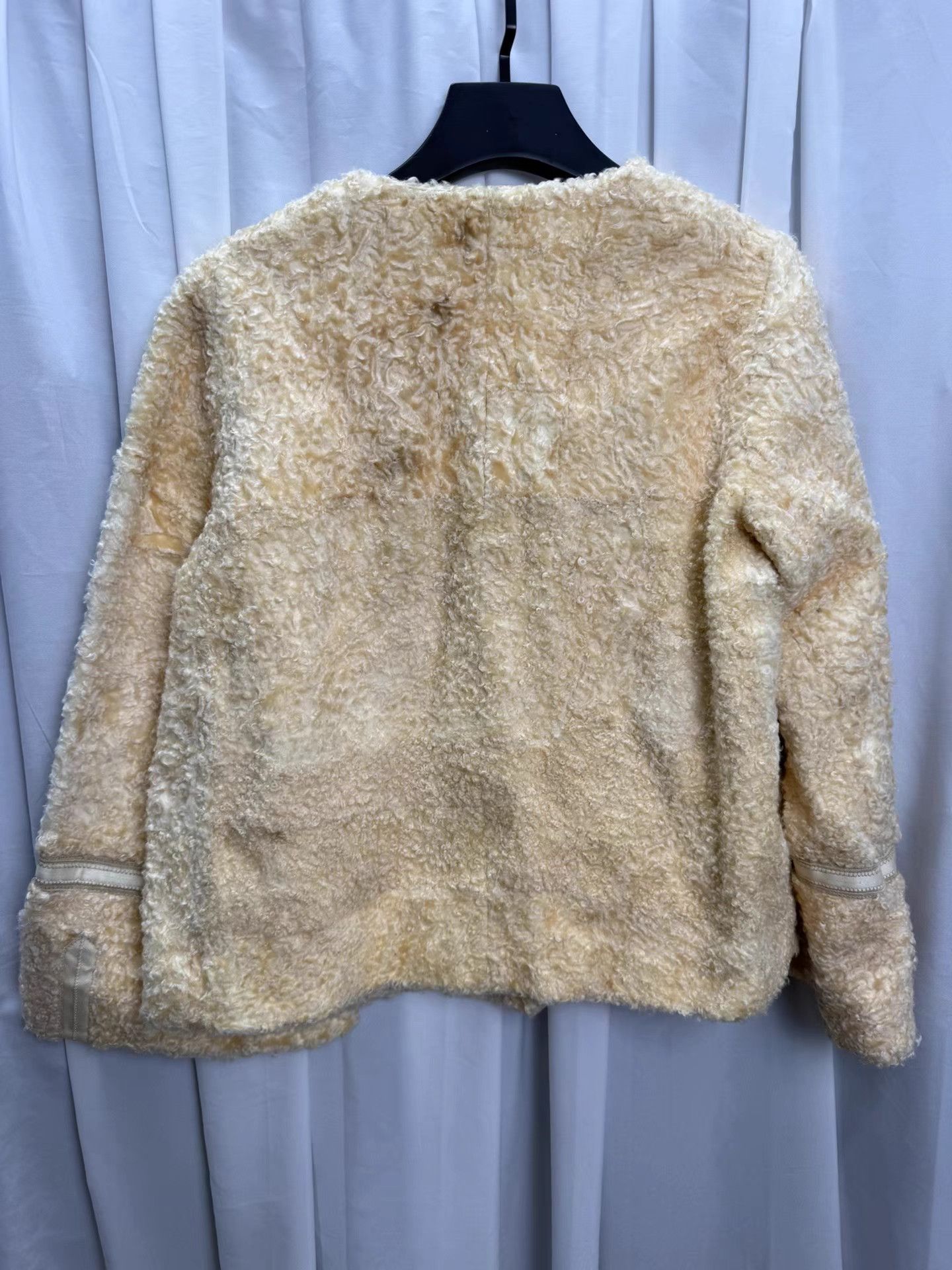 Dries Van Noten Dries Van Noten Faux Fur Plush Court Style Jacket K20 Size M / US 6-8 / IT 42-44 - 3 Thumbnail