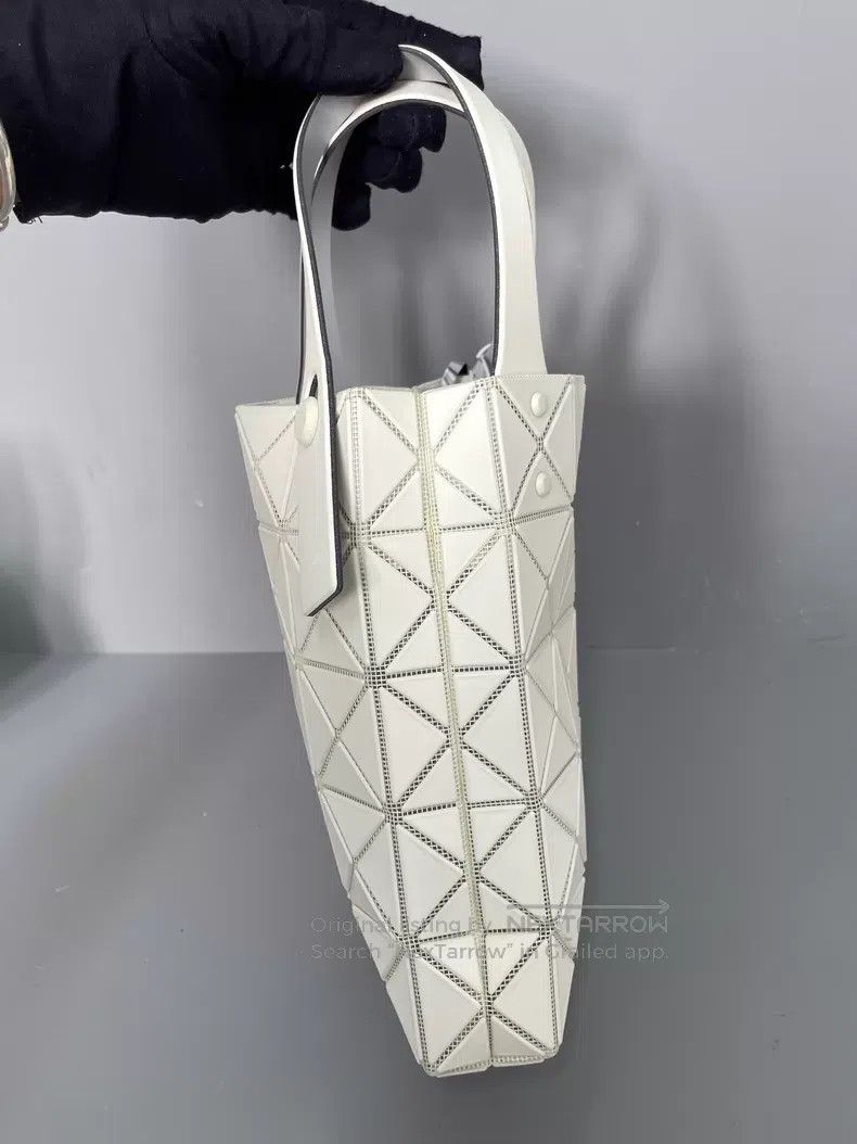 Issey Miyake Issey Miyake White Handbag Size ONE SIZE - 5 Thumbnail