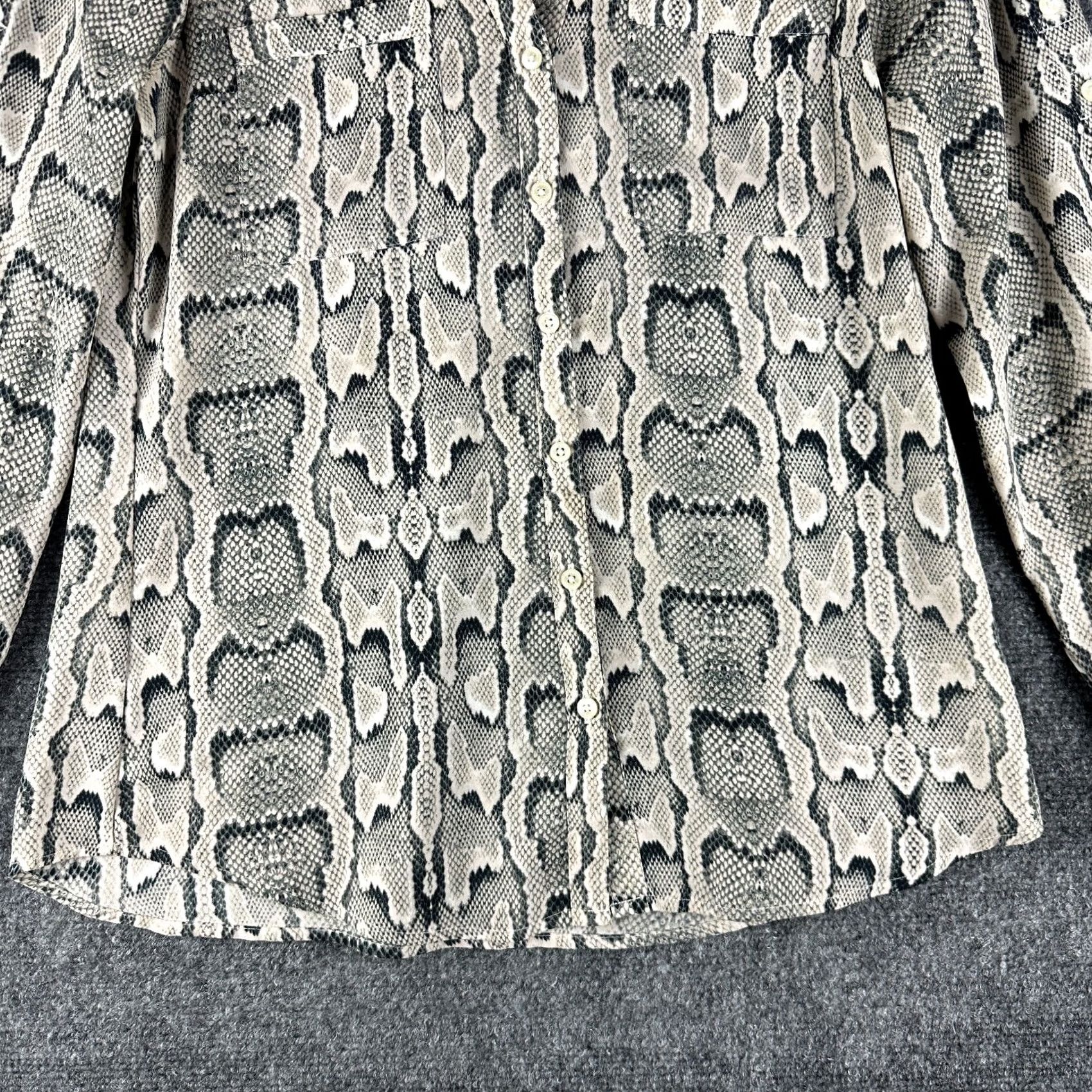 Express Express Shirt Womens XS Long Sleeve Roll Tab Animal Print Size XS / US 0-2 / IT 36-38 - 2 Thumbnail