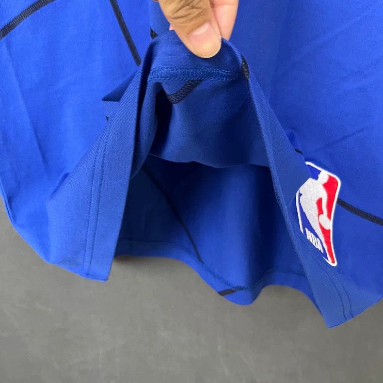 Louis Vuitton Louis Vuitton Blue NBA co-branded short sleeves Size US L / EU 52-54 / 3 - 5 Thumbnail