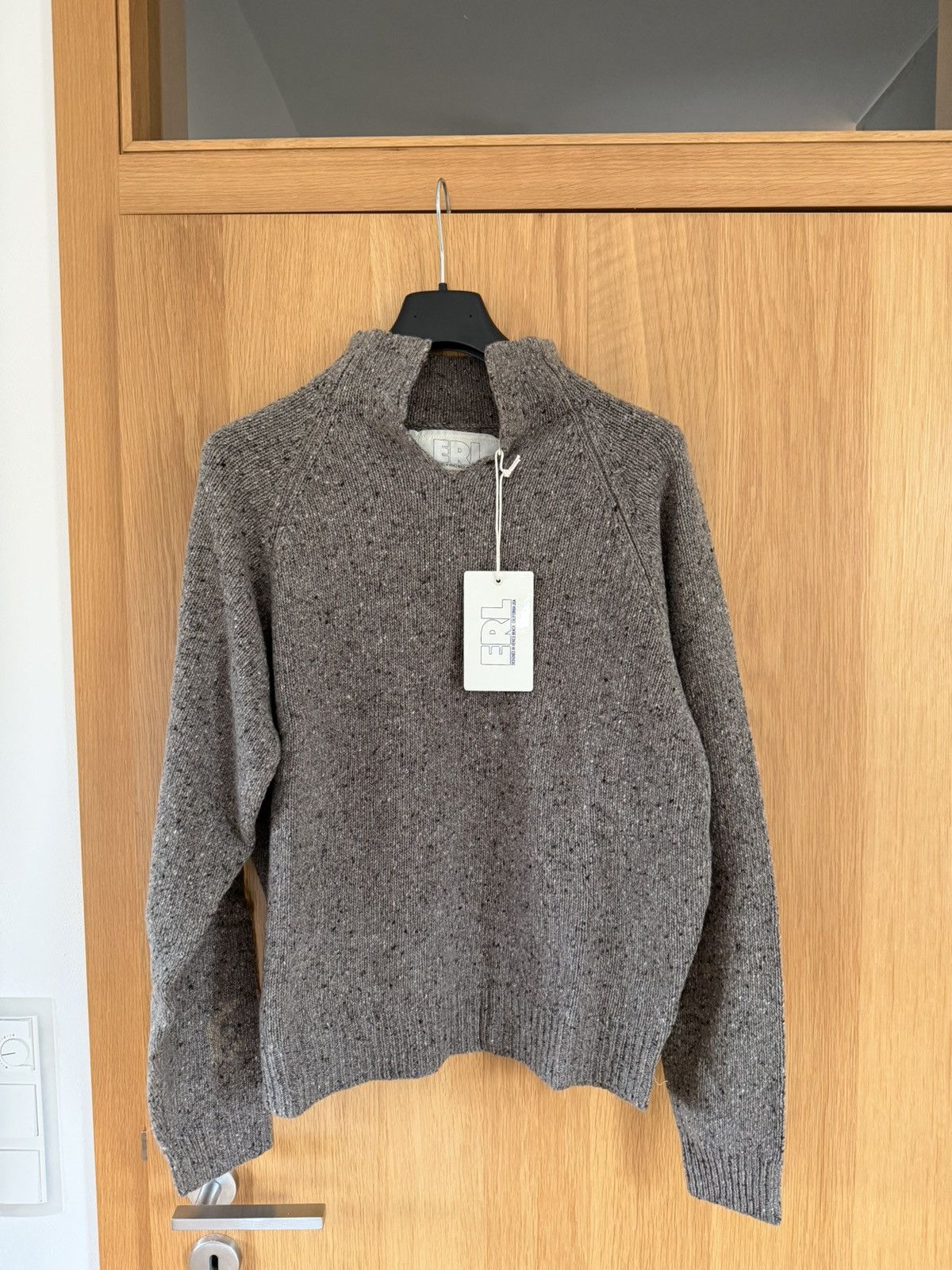 ERL ERL Slit Neck Sweater Knit Size US M / EU 48-50 / 2 - 1 Thumbnail