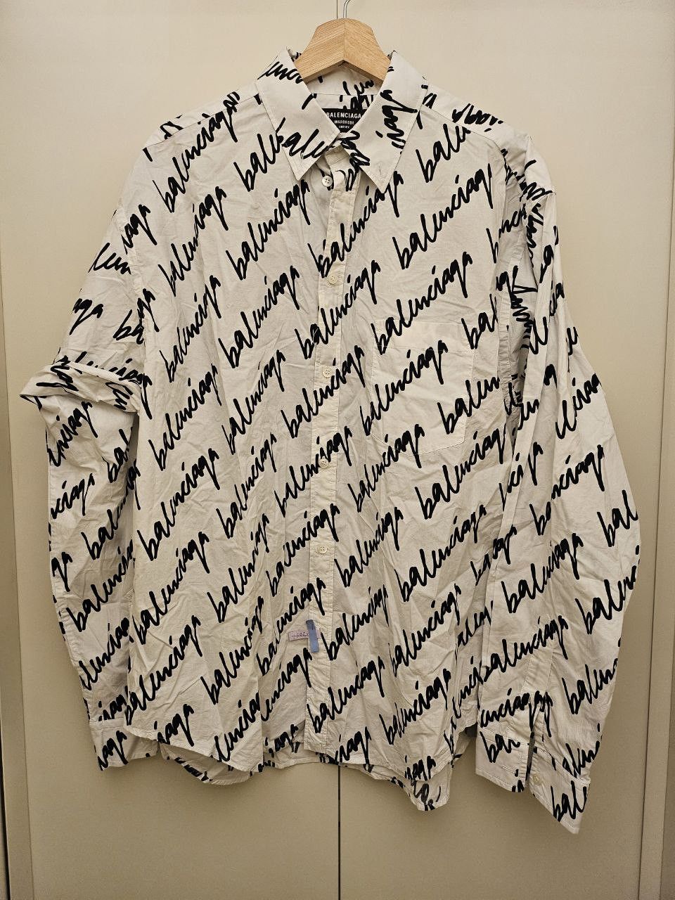 Balenciaga All Over Scribble Logo Shirt Size US S / EU 44-46 / 1 - 1 Thumbnail