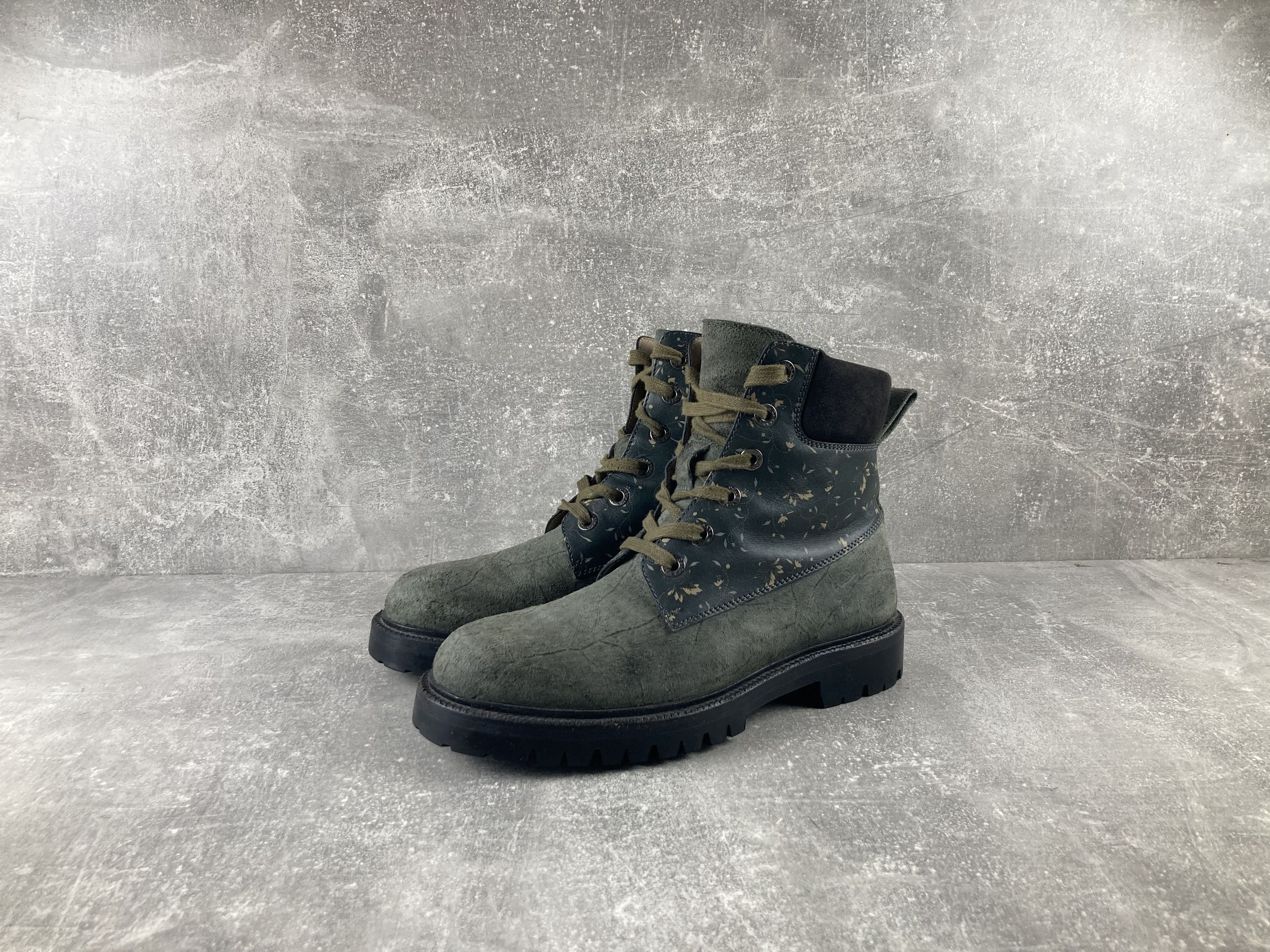 Dolce & Gabbana Dolce & Gabbana luxury green leather / suede chuka boots Size US 10 / IT 40 - 1 Thumbnail