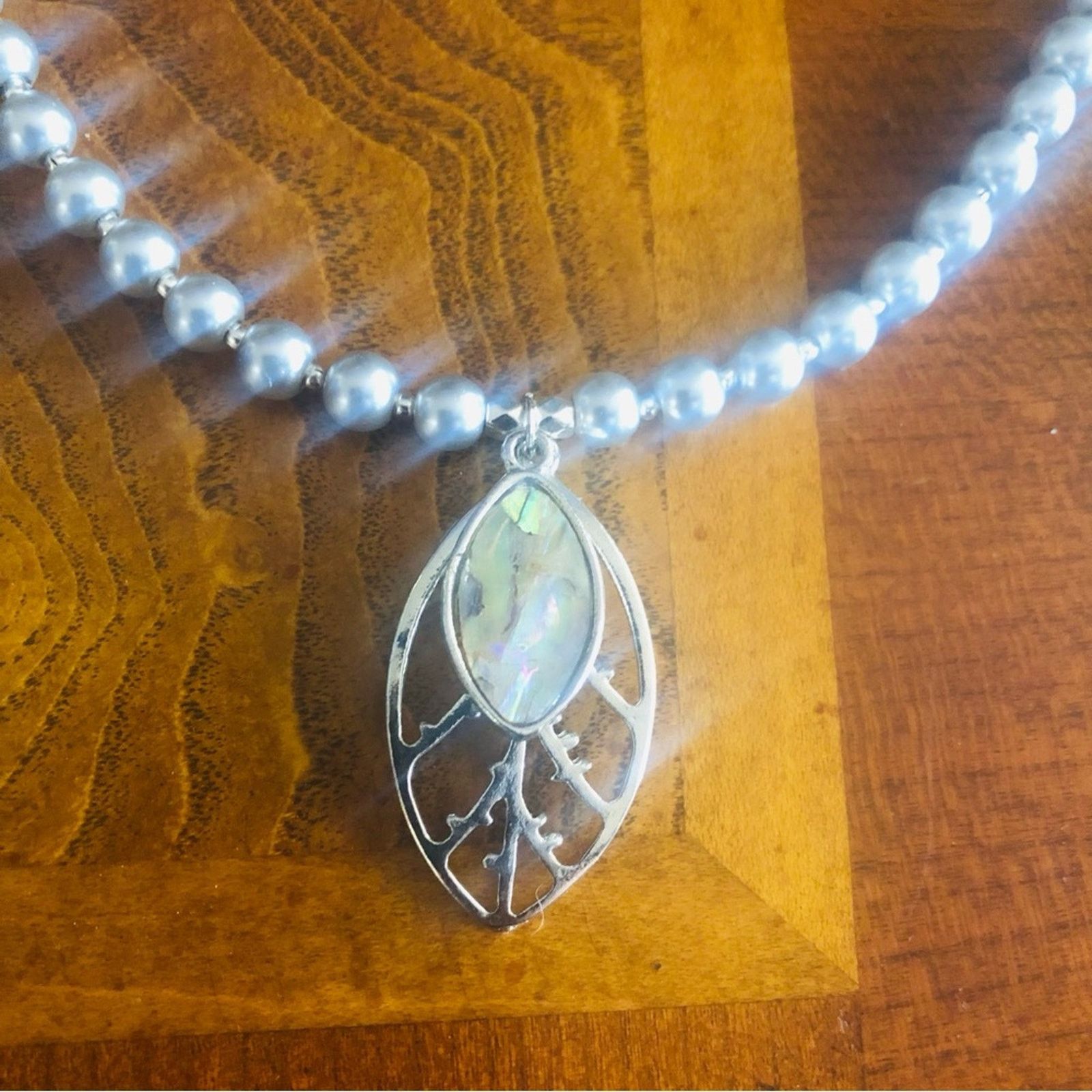 Handmade Handcrafted repurpose abalone shell botanical Pearl necklace Size ONE SIZE - 11 Thumbnail