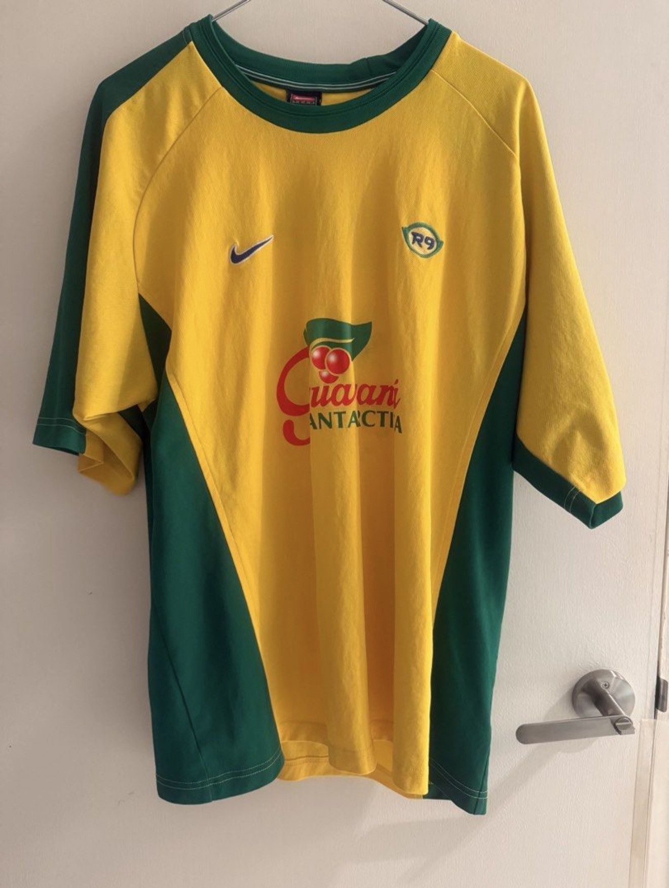 Nike Brazil Ronaldo R9 vintage guarana sponsor - Very Rare Size US L / EU 52-54 / 3 - 1 Thumbnail