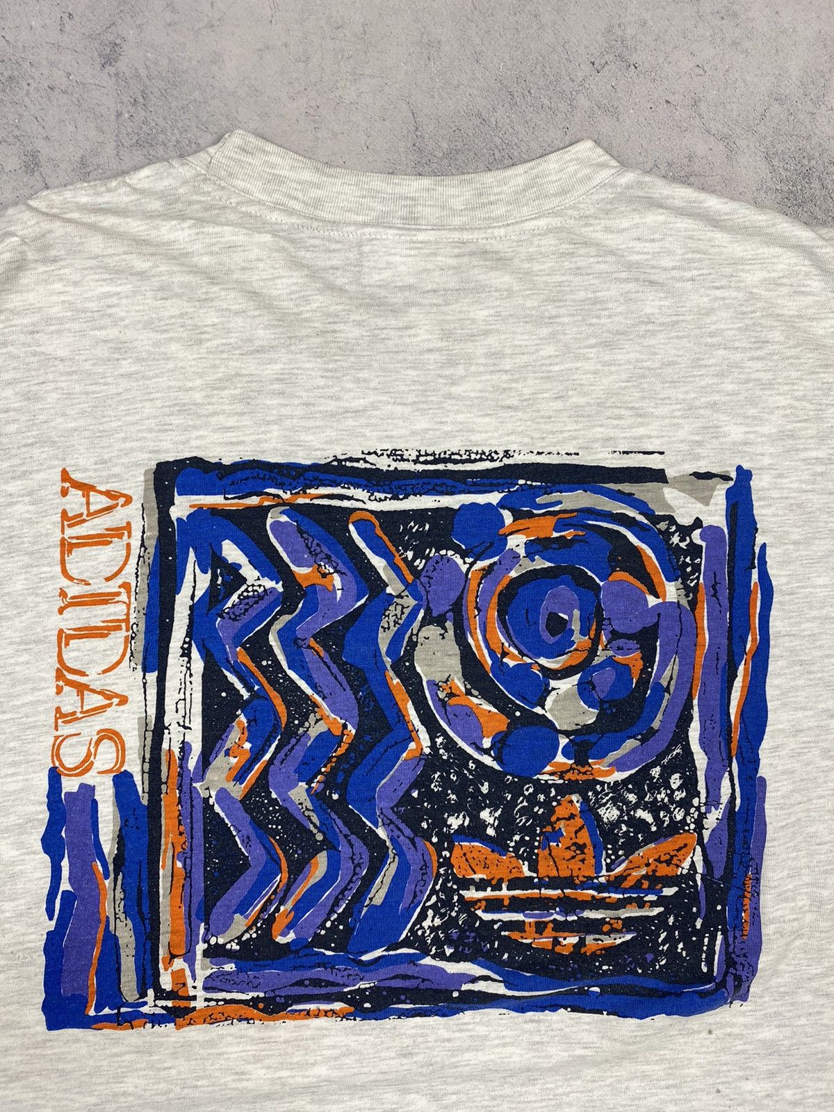 Adidas Vintage 90s Adidas Big Logo Retro T Shirt Size XL Size US XL / EU 56 / 4 - 5 Thumbnail