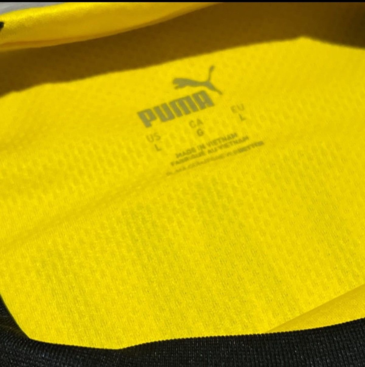 Puma Borussia Dortmund 2022/23 Home Jersey Size US L / EU 52-54 / 3 - 5 Thumbnail
