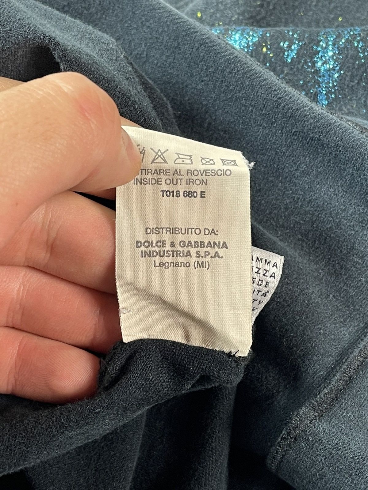 Dolce & Gabbana × Vintage Vintage 90s Dolce & Gabbana Colibri Shiny Faded Longsleeve Size US M / EU 48-50 / 2 - 13 Thumbnail