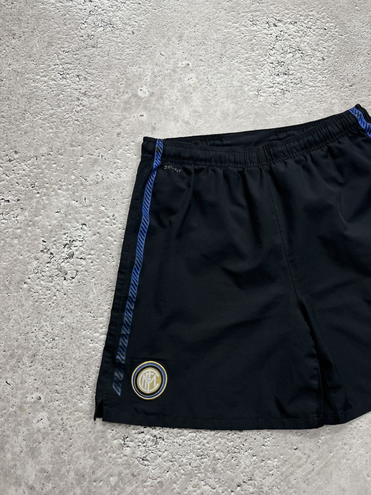 Nike Nike Inter Milan Dri-FIT Football Shorts S Black Blue Size US 30 / EU 46 - 3 Thumbnail