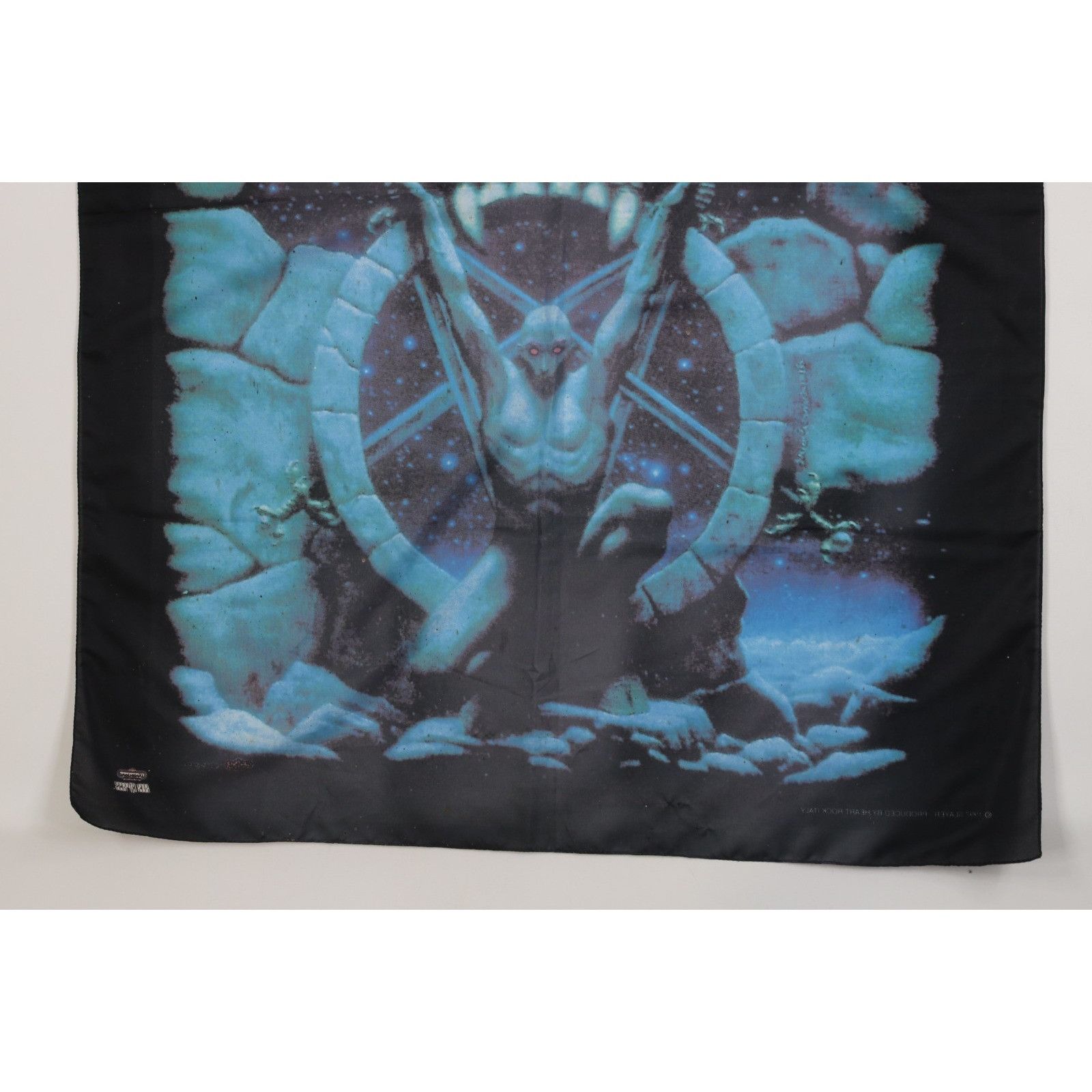 Vintage Vintage 90s Winterland Distressed Spell Out Slayer Band Flag Size ONE SIZE - 17 Thumbnail