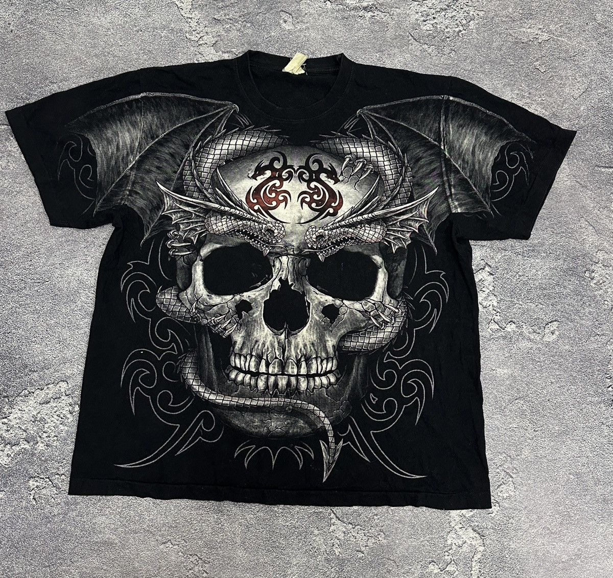 Vintage Vintage 90s Overprint Skull Dragon Tribal Tattoo T-Shirt Size US XL / EU 56 / 4 - 1 Thumbnail