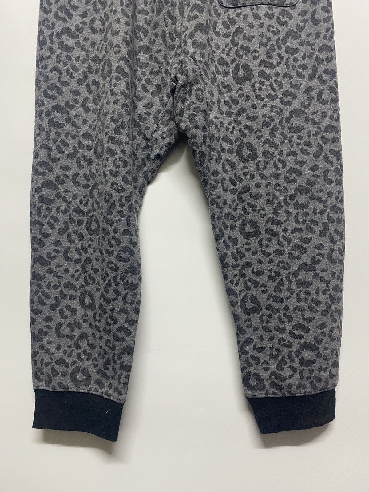 Designer × Roen 🔥MAKE OFFER🔥 Re ROEN Skull Logo Jogger Pant Size US 30 / EU 46 - 8 Thumbnail