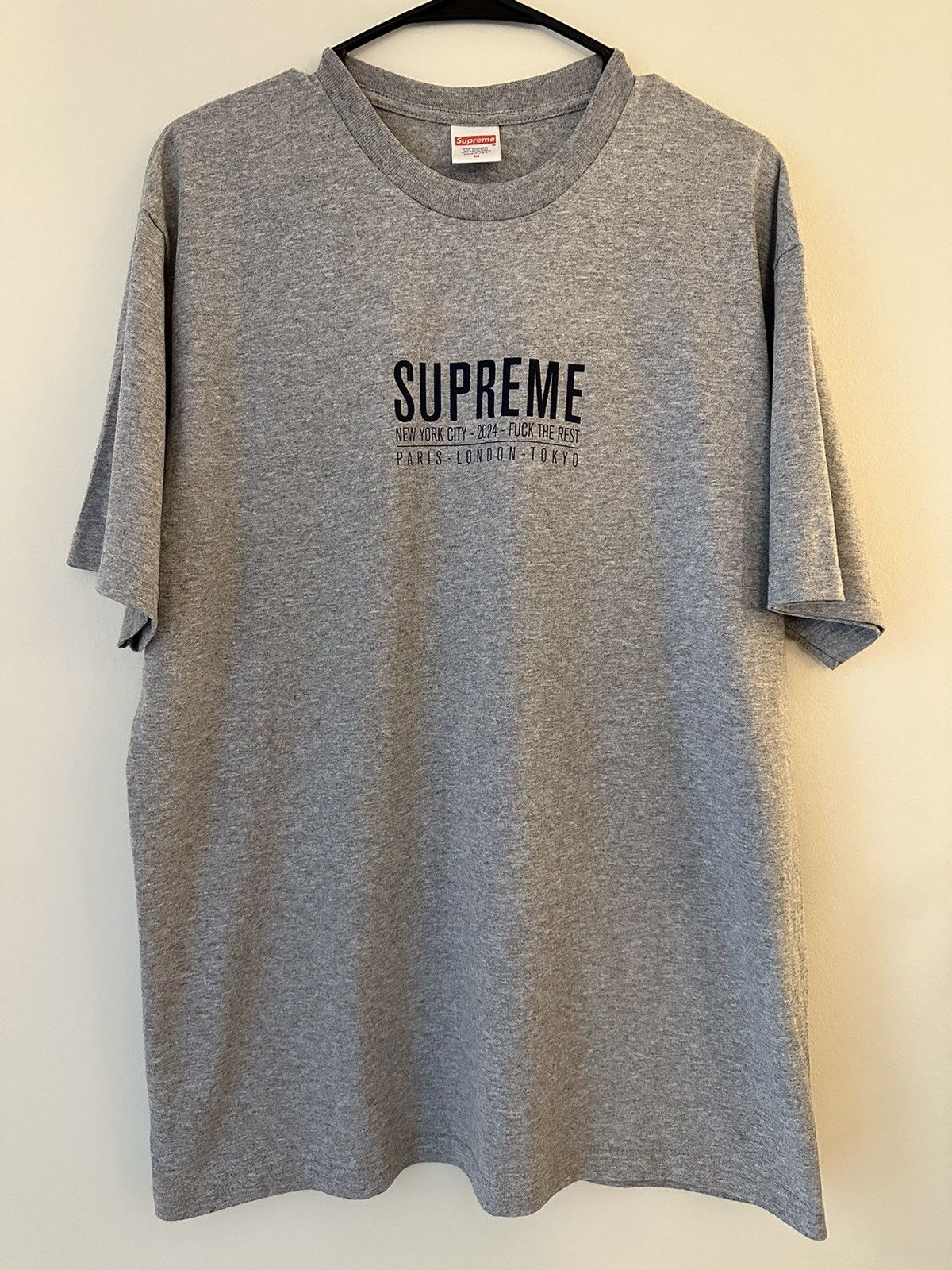 Supreme Supreme Paris Tee Size US M / EU 48-50 / 2 - 1 Thumbnail