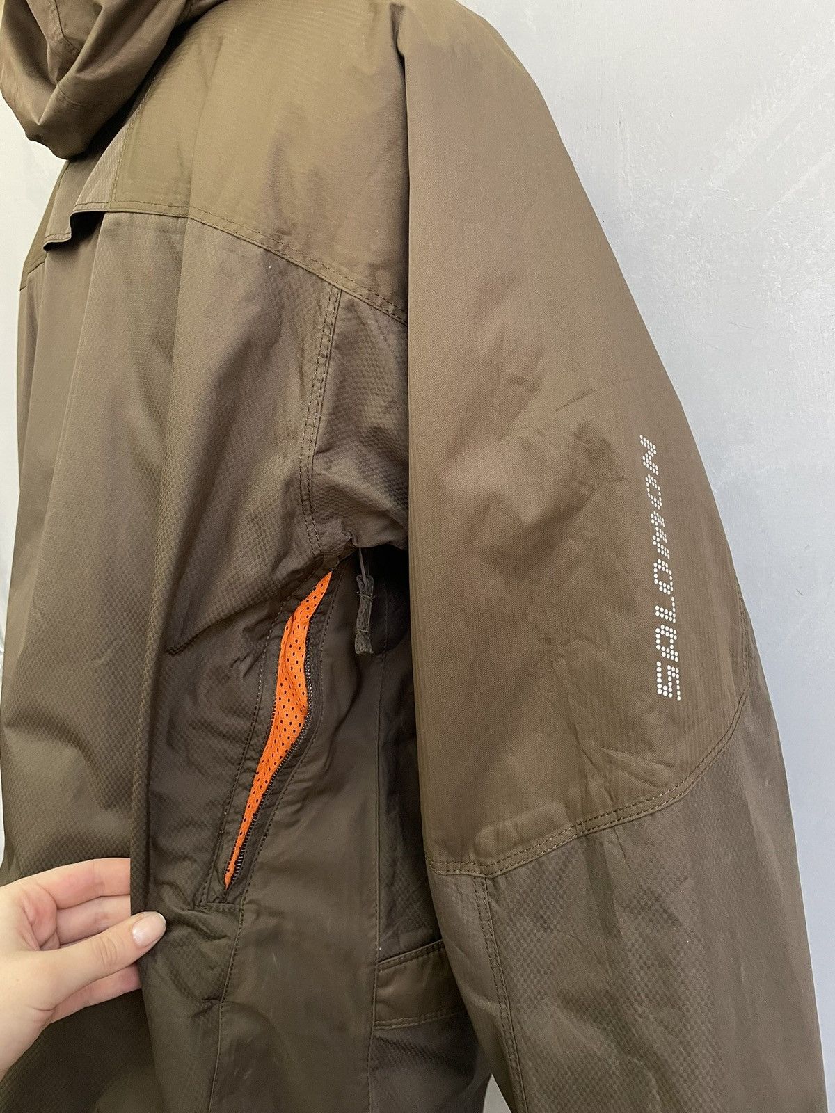 ジャケット・アウター archive SALOMON technical jacket y2k Salomon Ski Vintage Brown Outdoor Jacket Y2K Tech
