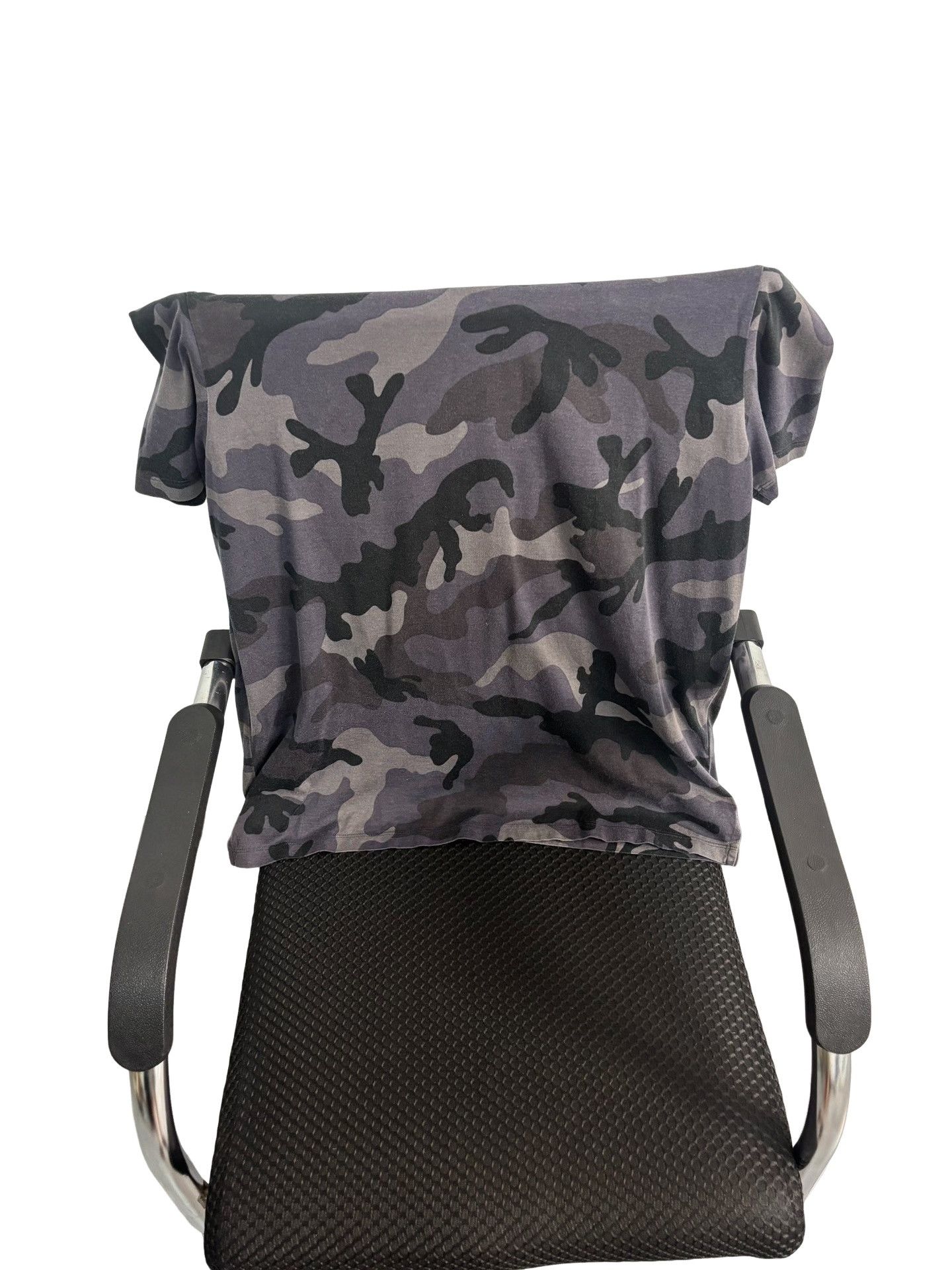 Valentino Valentino Camo Short Sleeve T-Shirt L Size US L / EU 52-54 / 3 - 1 Thumbnail
