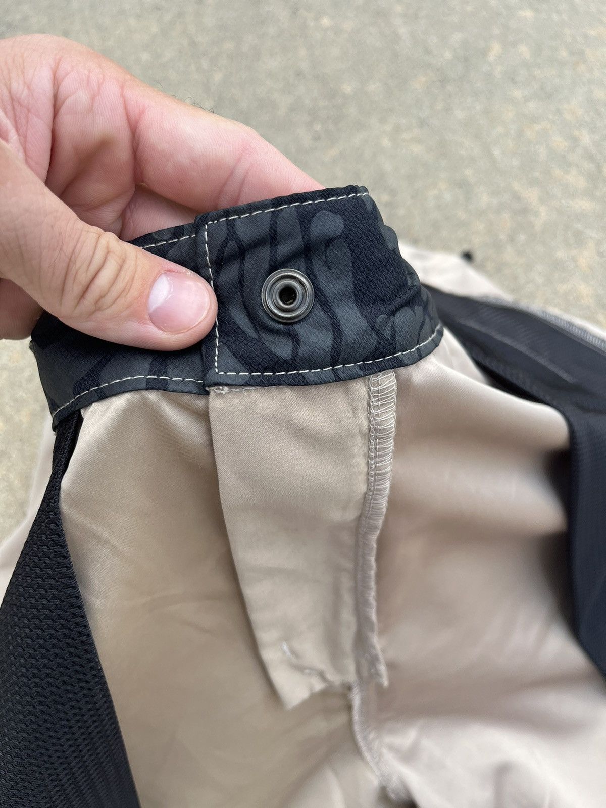 Oakley × Vintage DEADSTOCK VINTAGE ©2013 OAKLEY JIG SHORTS Size US 36 / EU 52 - 10 Thumbnail