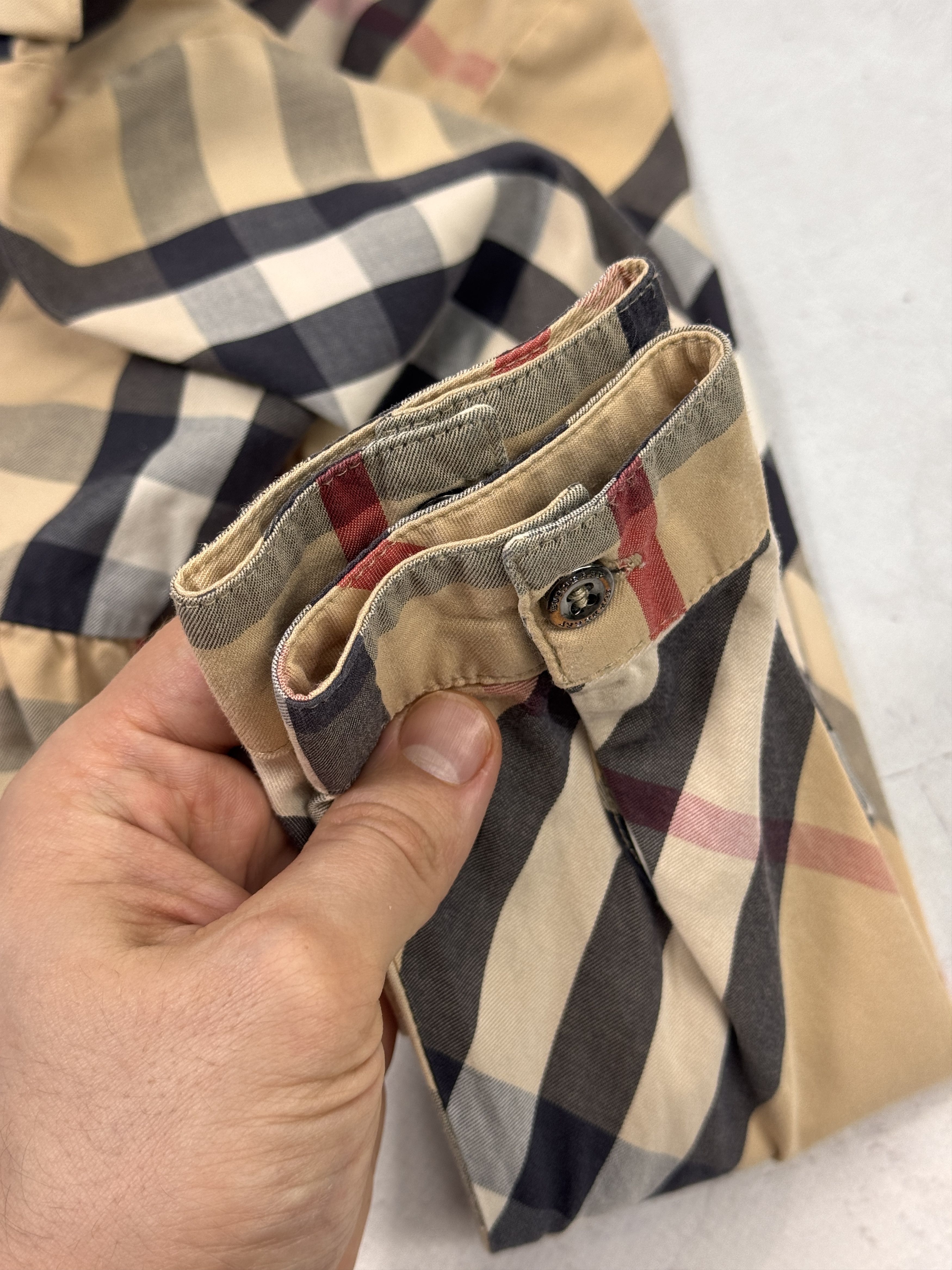 Burberry Burberry Shirt Nova Check Pattern Long Sleeve Girls Kids Size US XXS / EU 40 - 14 Thumbnail
